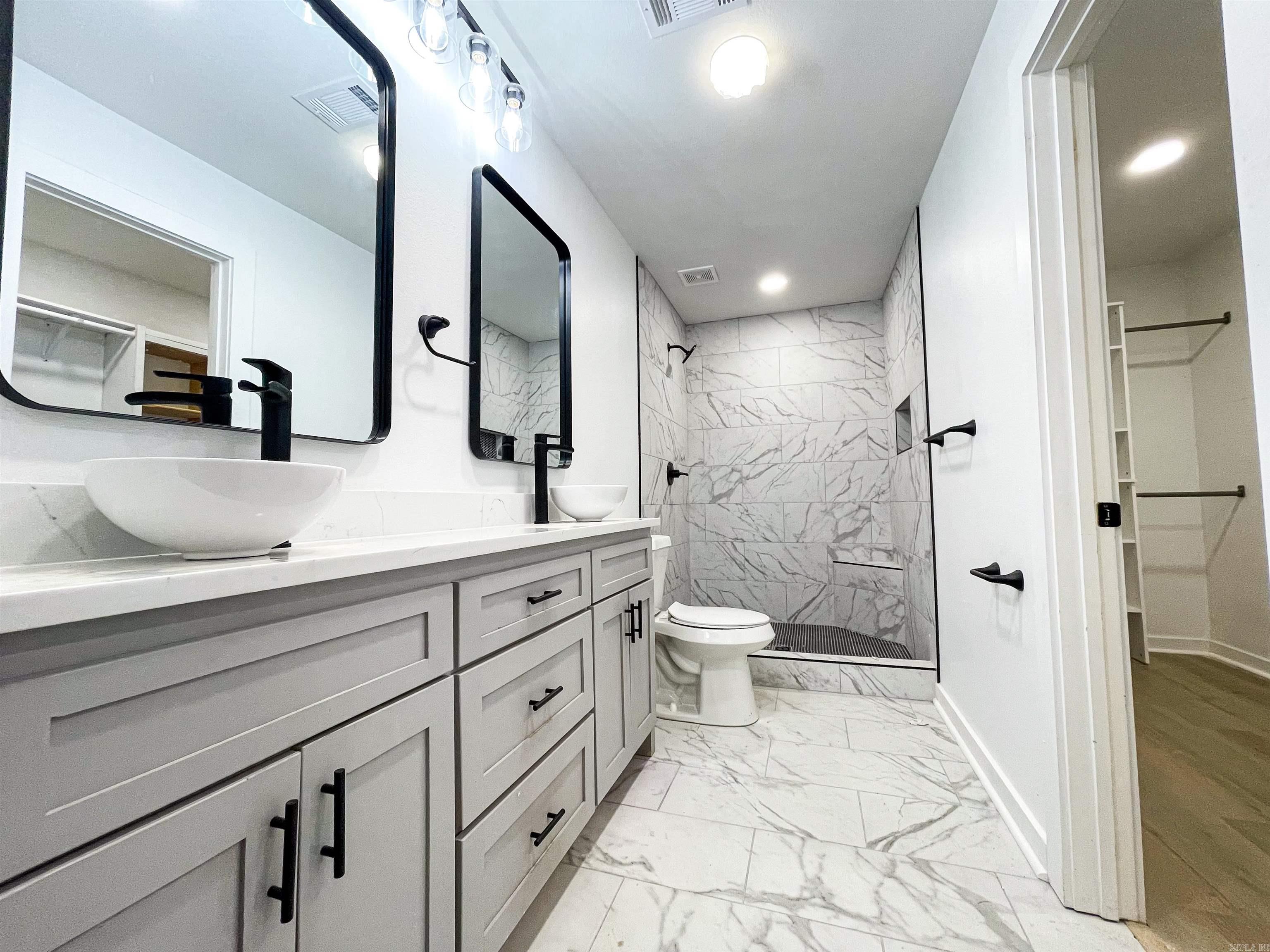 PARK HILL - Residential