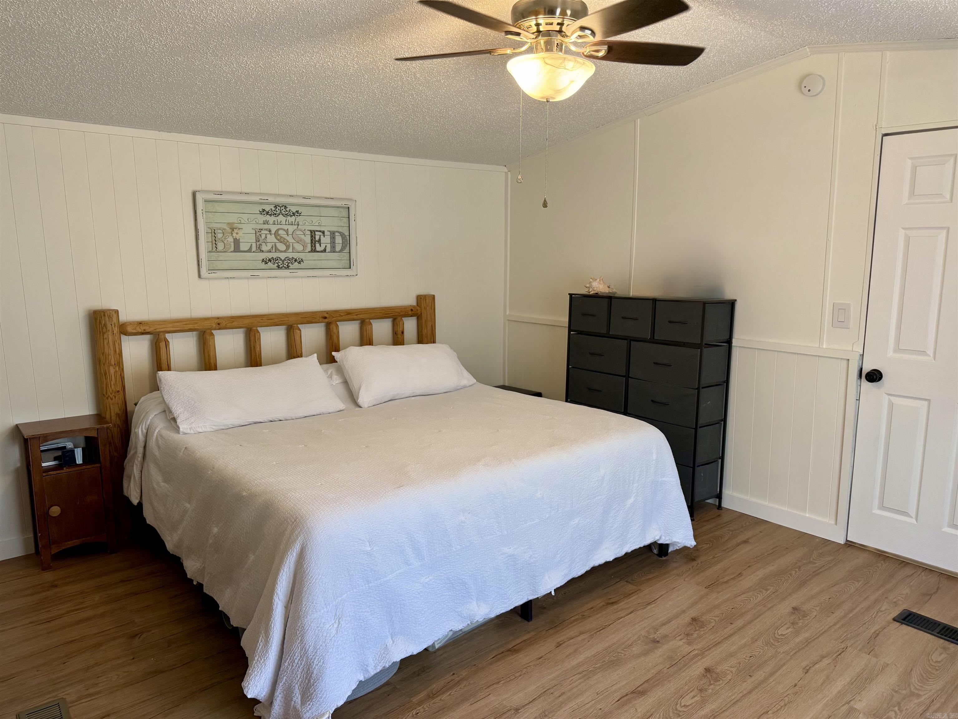 JOBE FARM - Residential