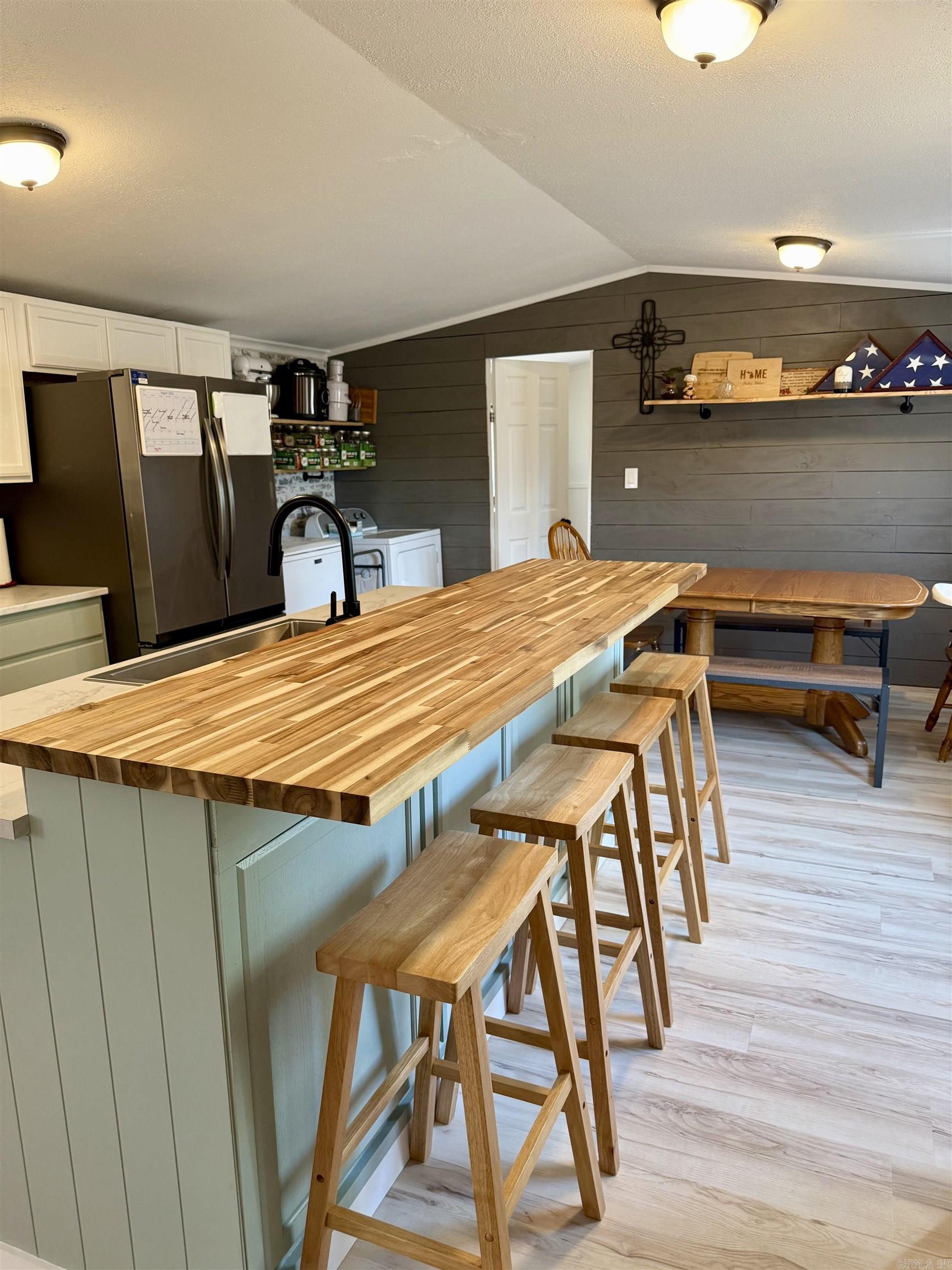 JOBE FARM - Residential