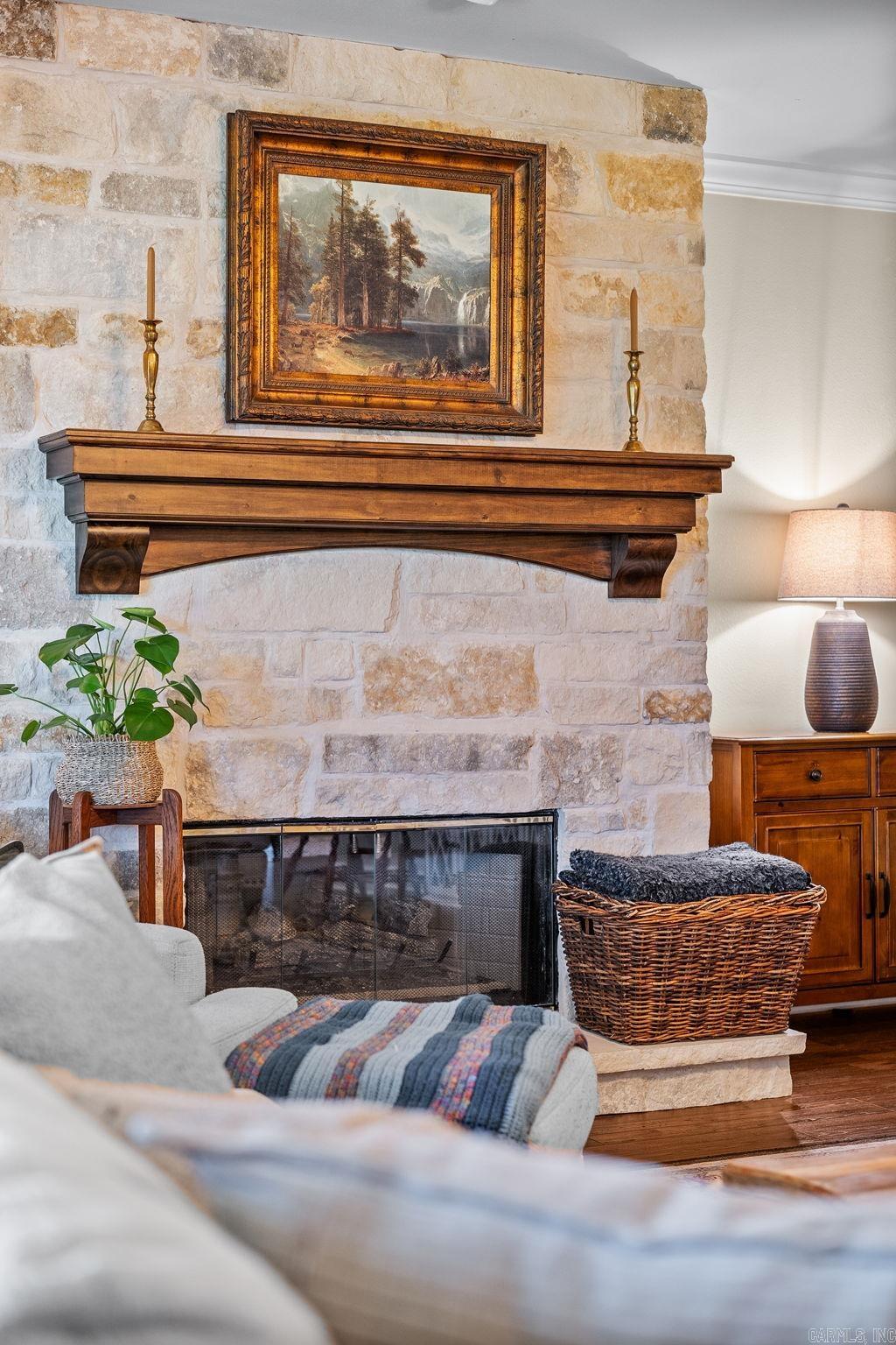 HURRICANE LAKE EST - Residential