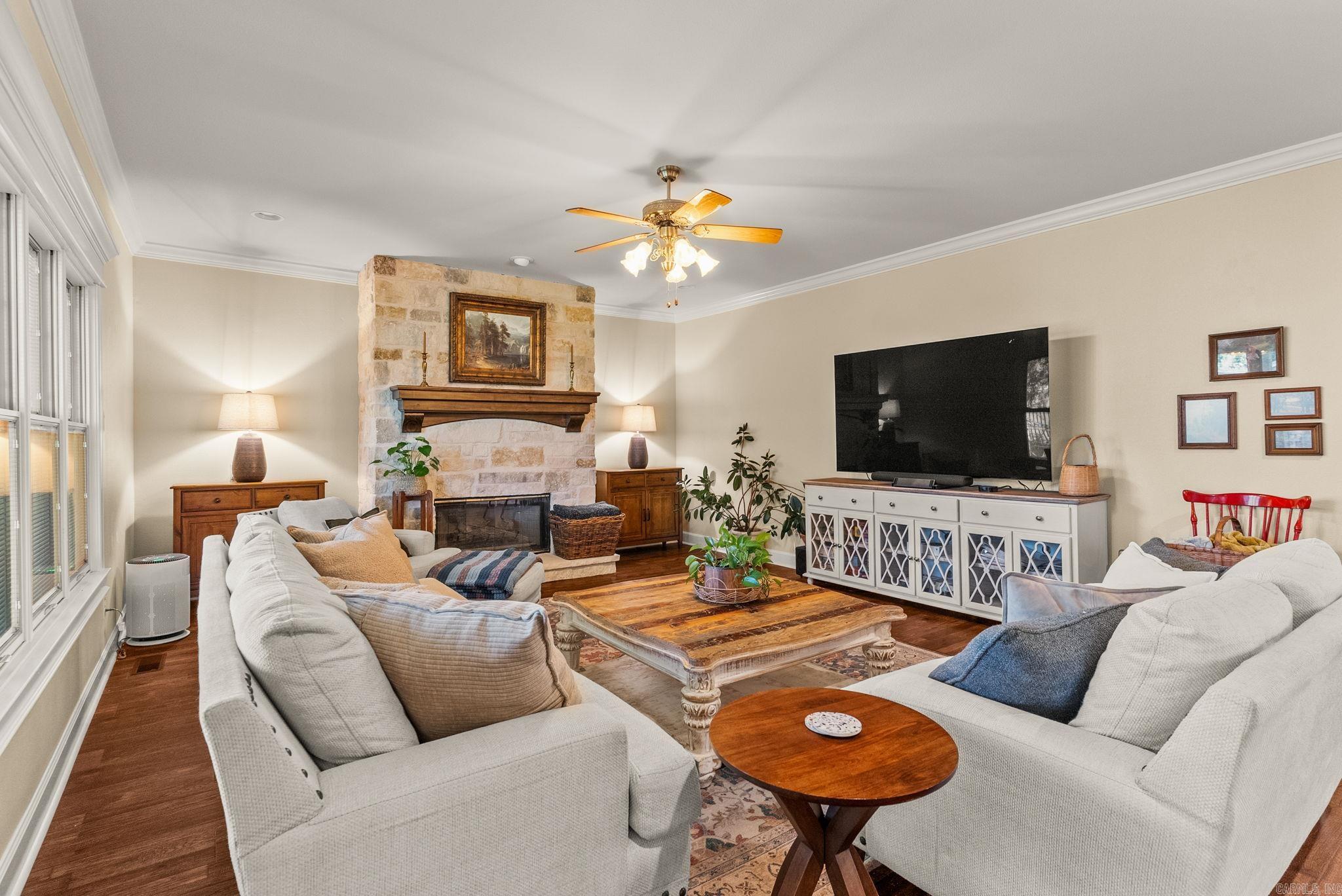 HURRICANE LAKE EST - Residential