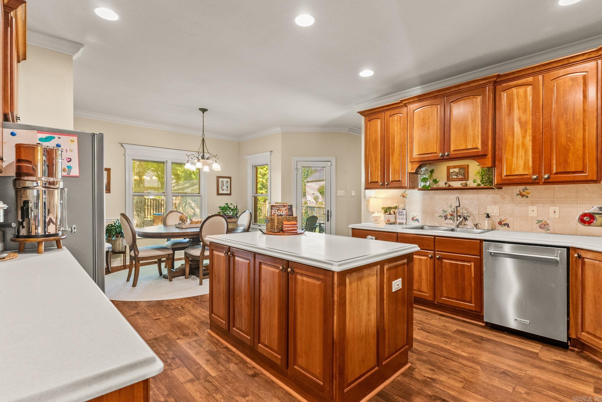 HURRICANE LAKE EST - Residential