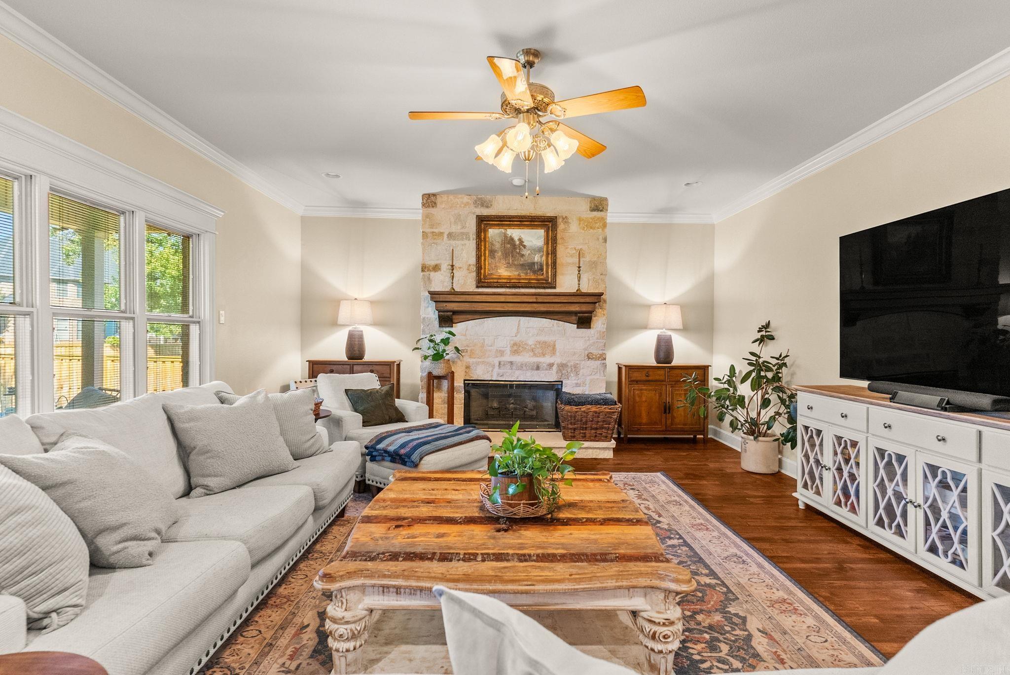 HURRICANE LAKE EST - Residential