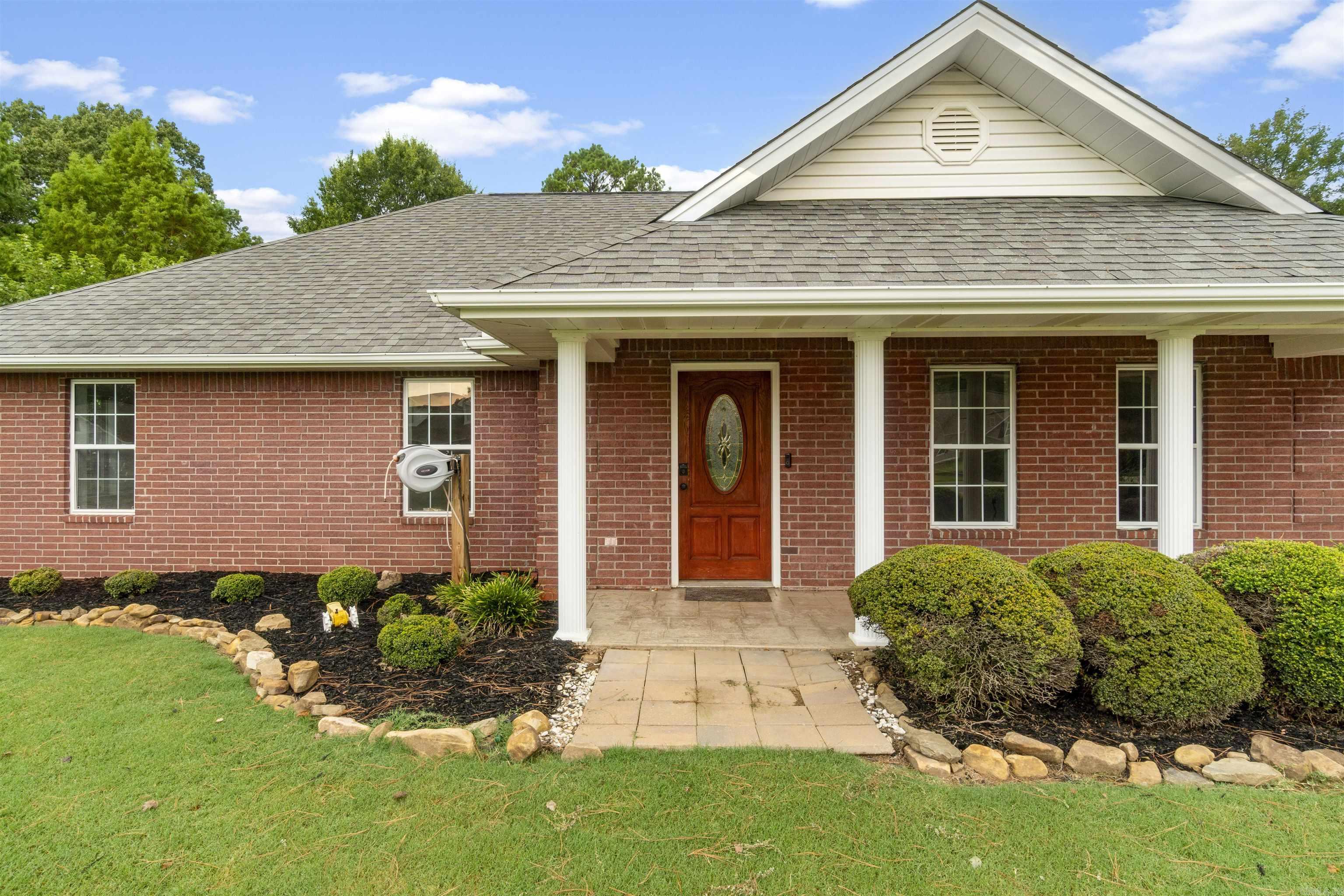 ROLLING MEADOWS - Residential