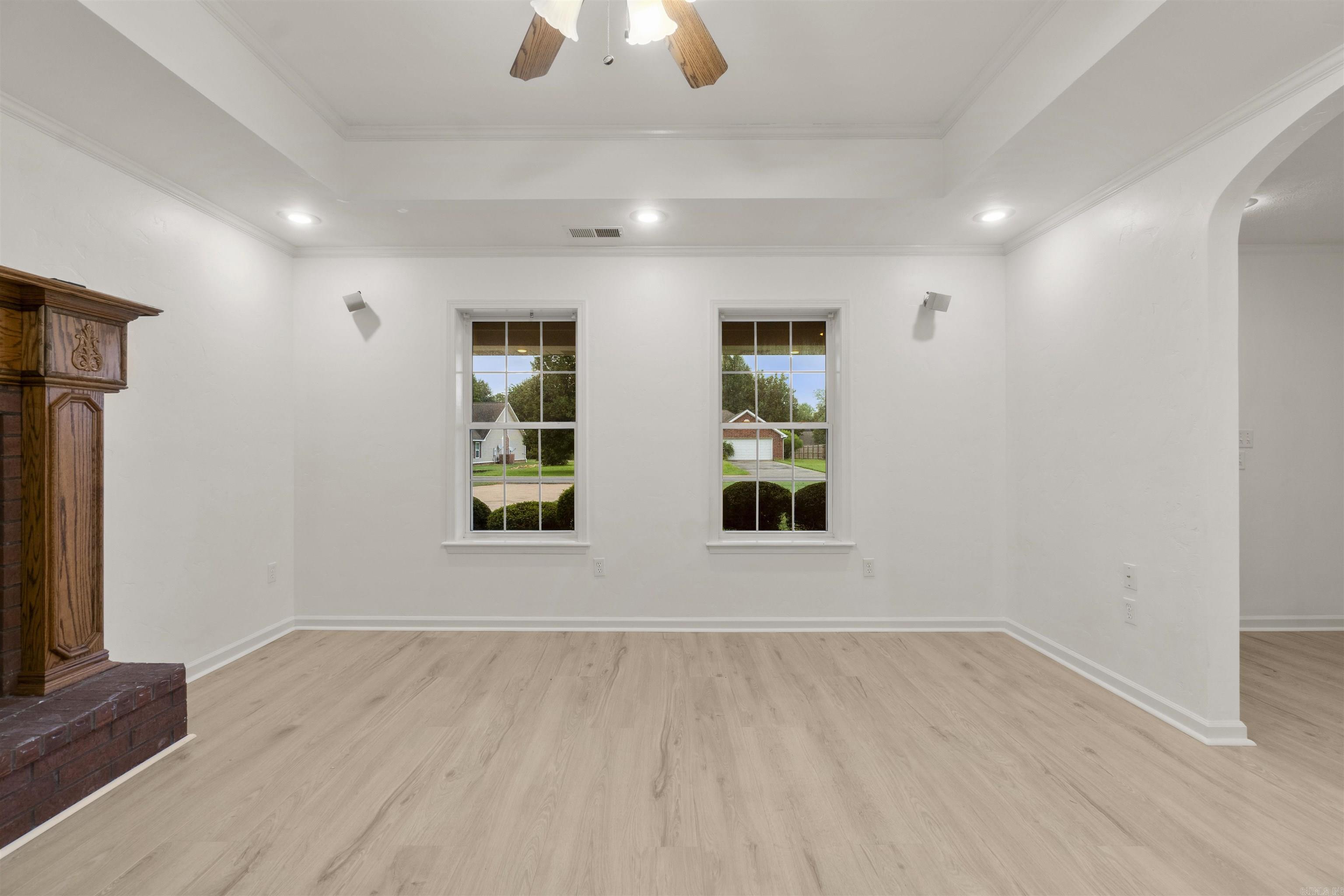 ROLLING MEADOWS - Residential