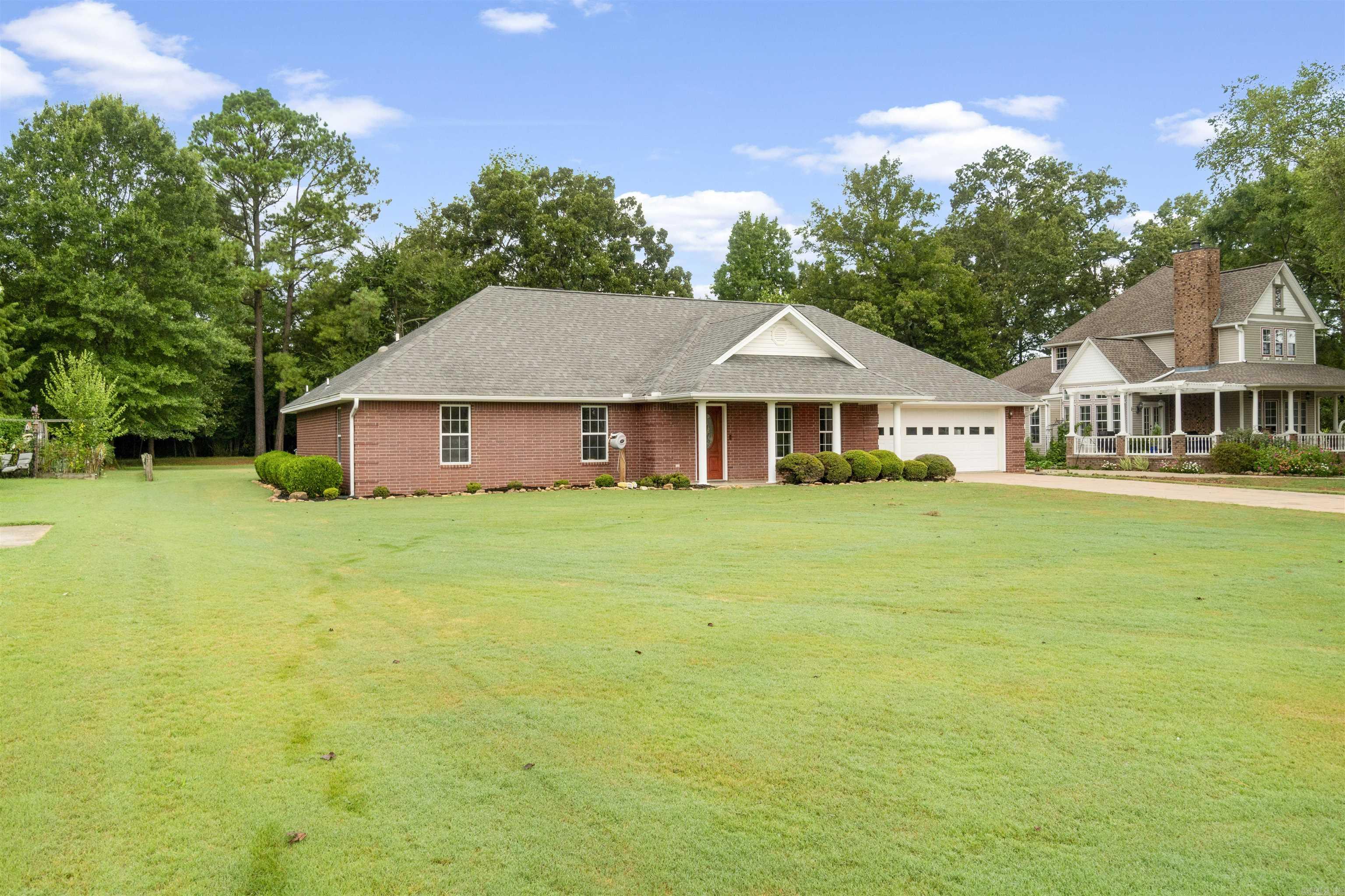 ROLLING MEADOWS - Residential