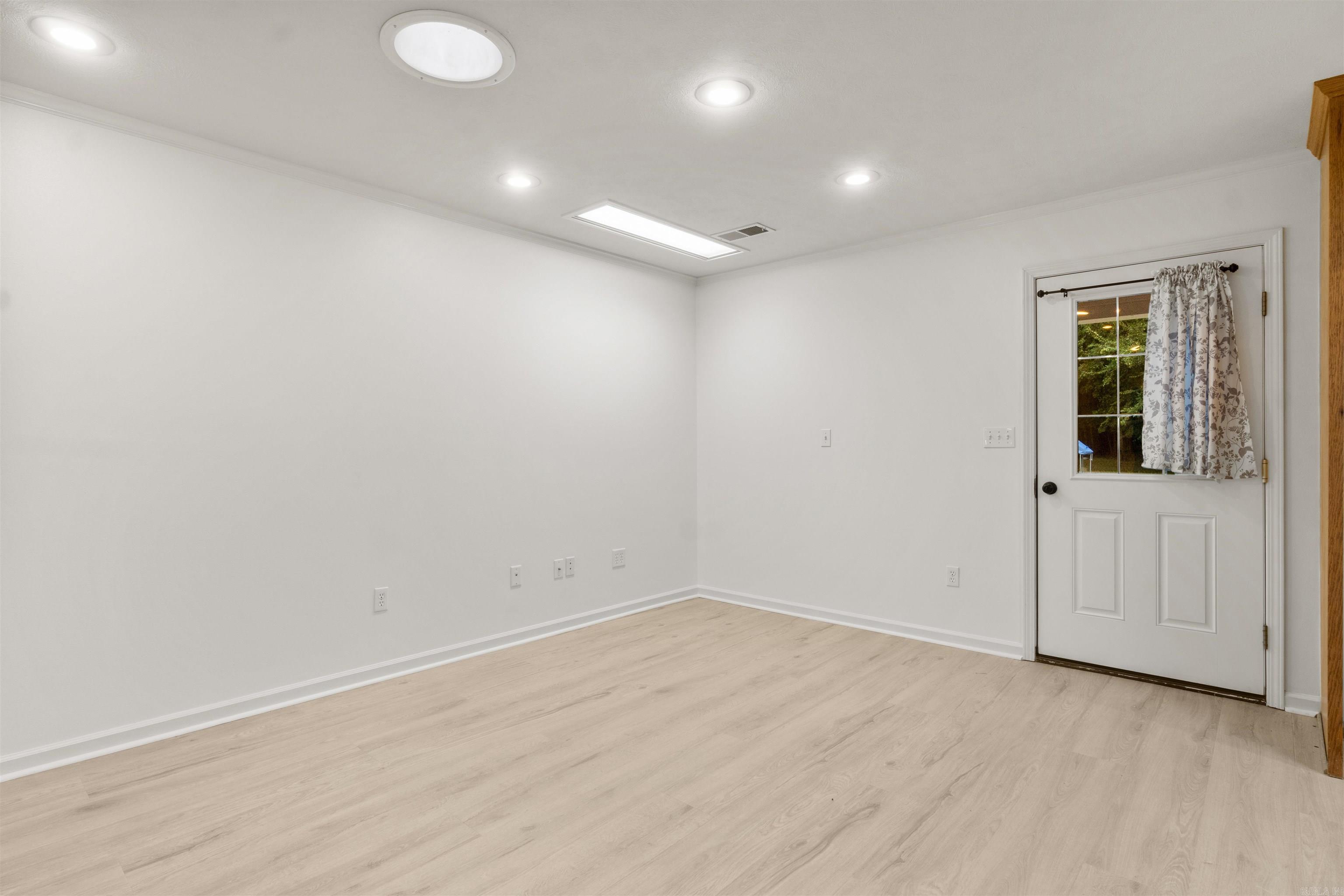 ROLLING MEADOWS - Residential