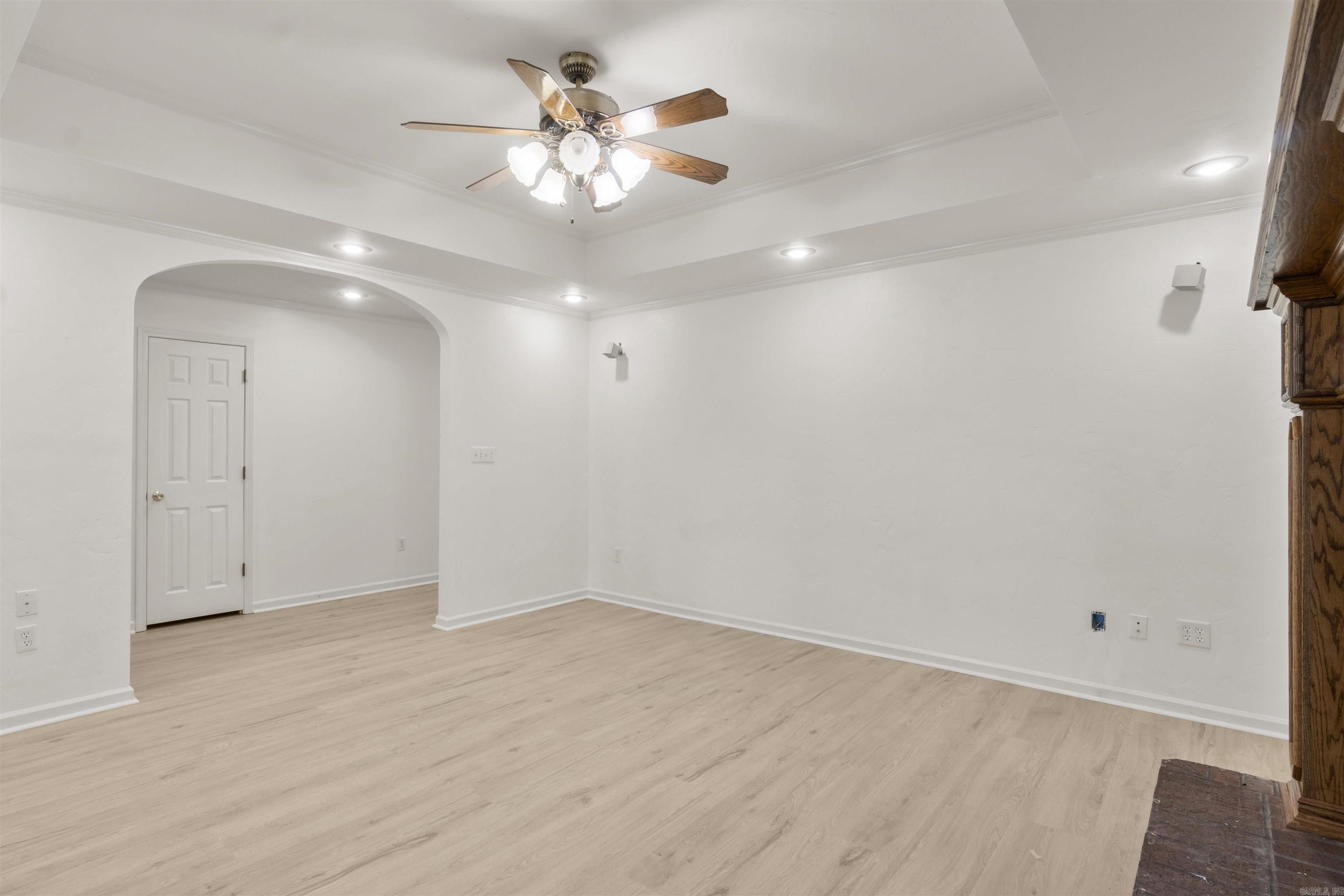 ROLLING MEADOWS - Residential