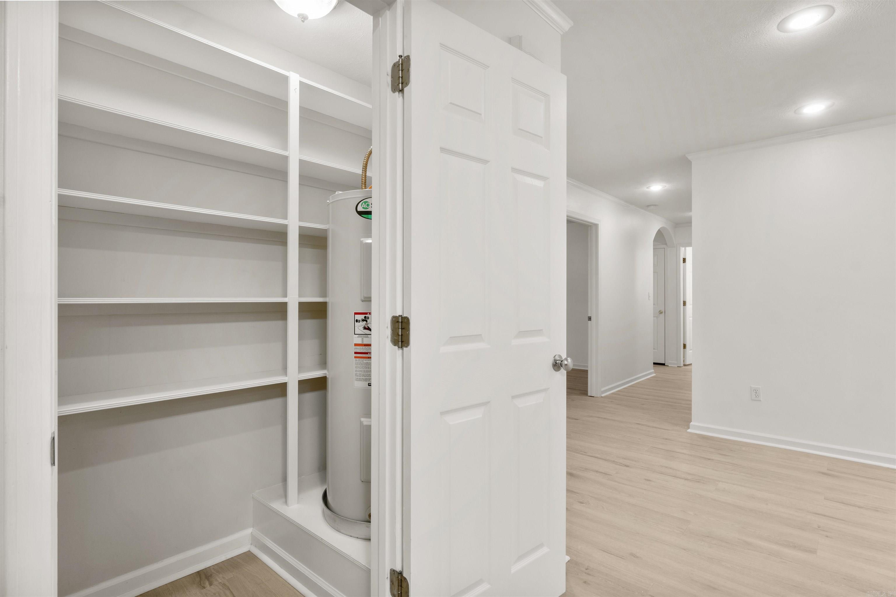 ROLLING MEADOWS - Residential