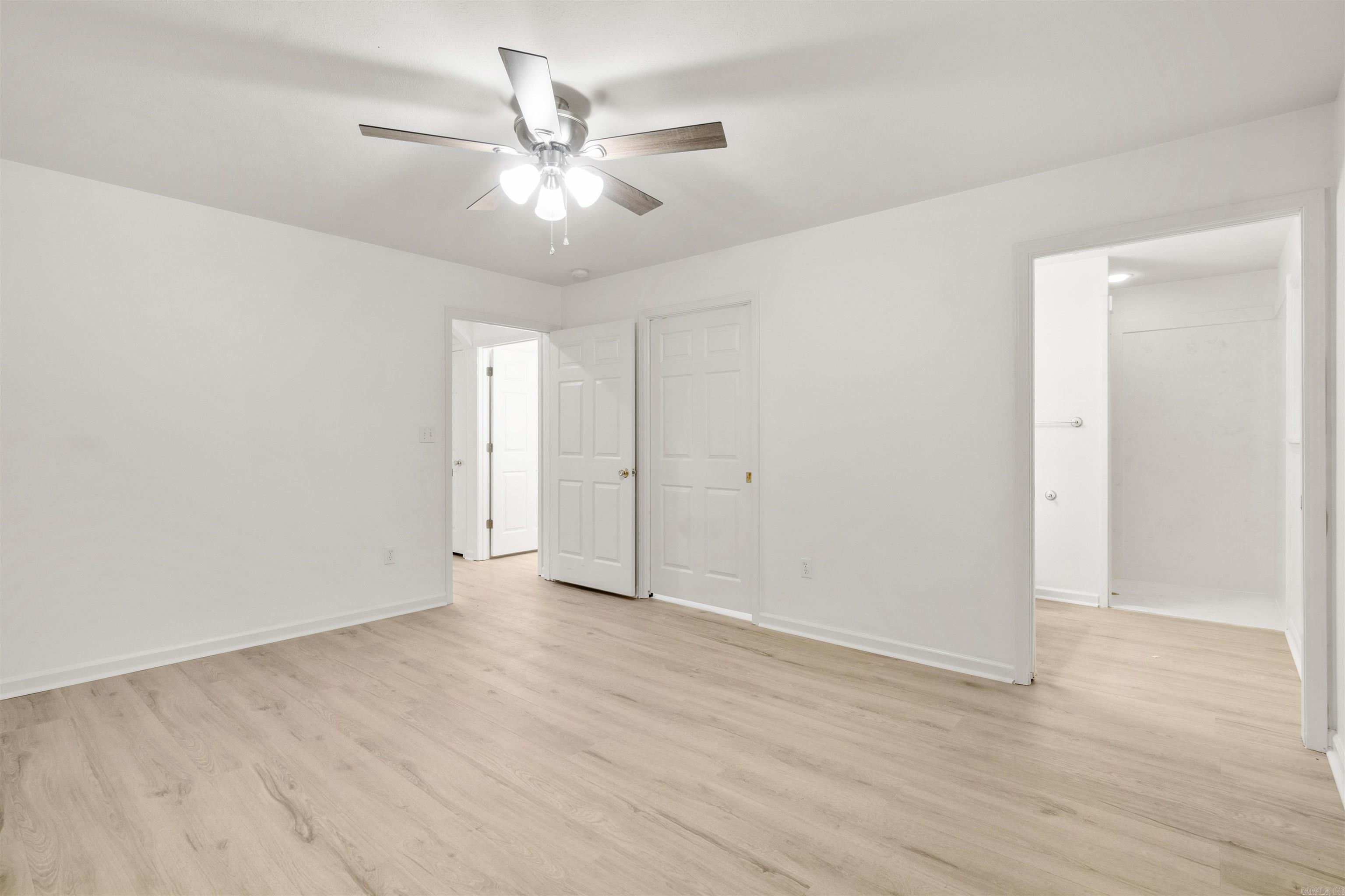 ROLLING MEADOWS - Residential