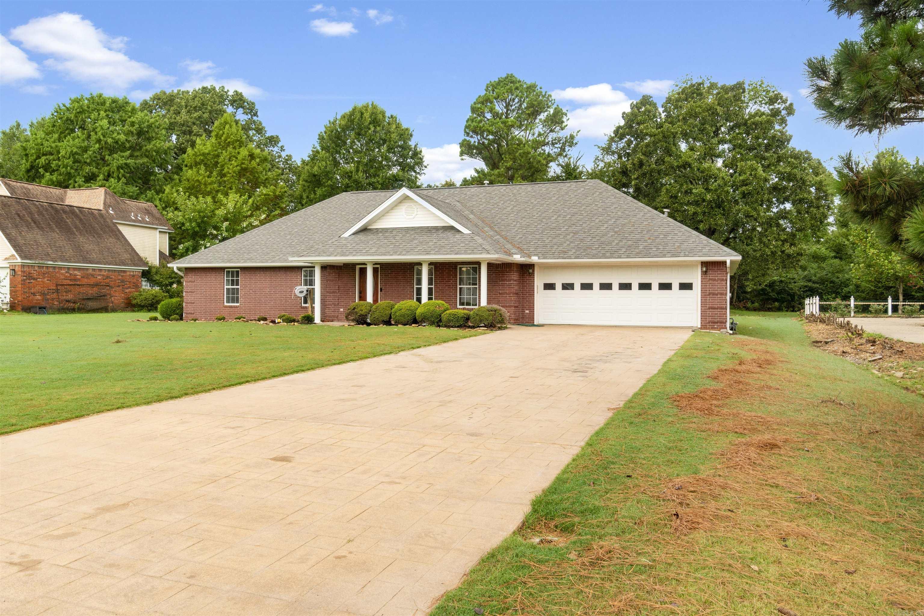 ROLLING MEADOWS - Residential