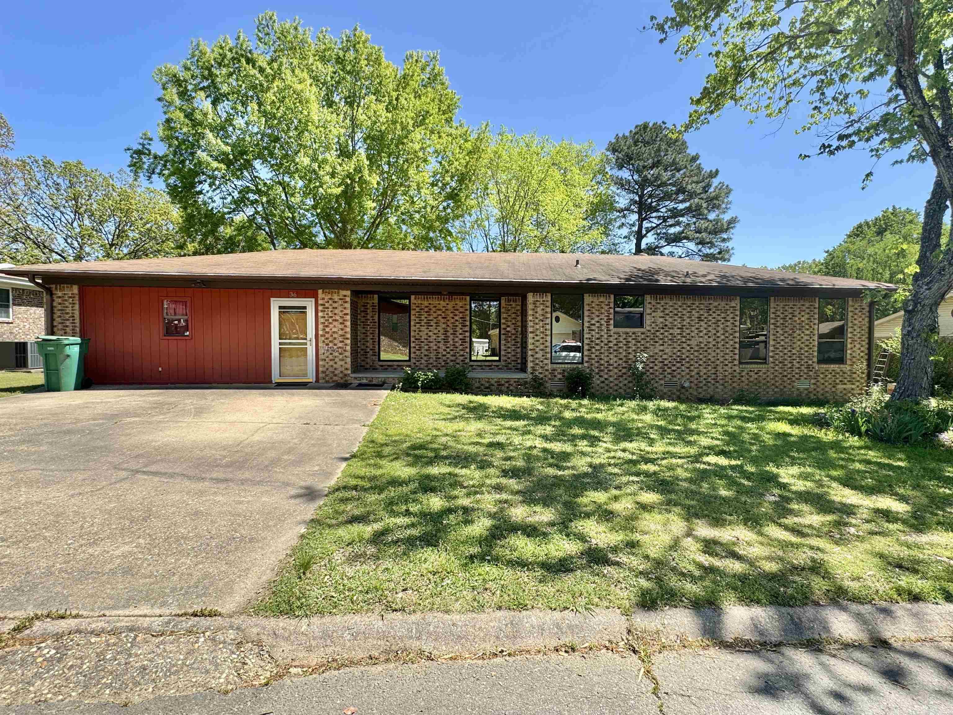 ARBOR OAKS - Residential