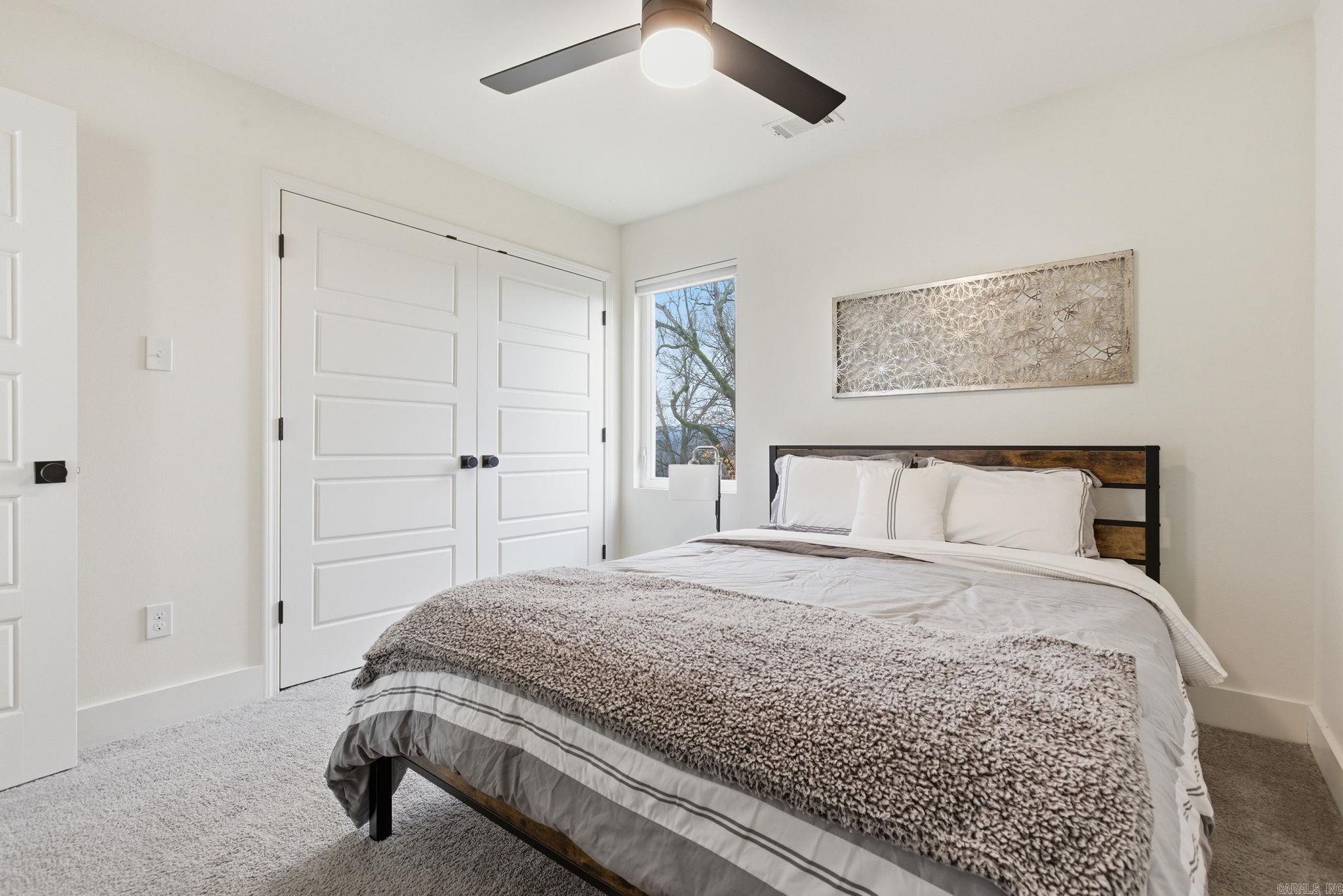 COTTAGES ON PARK II - Residential