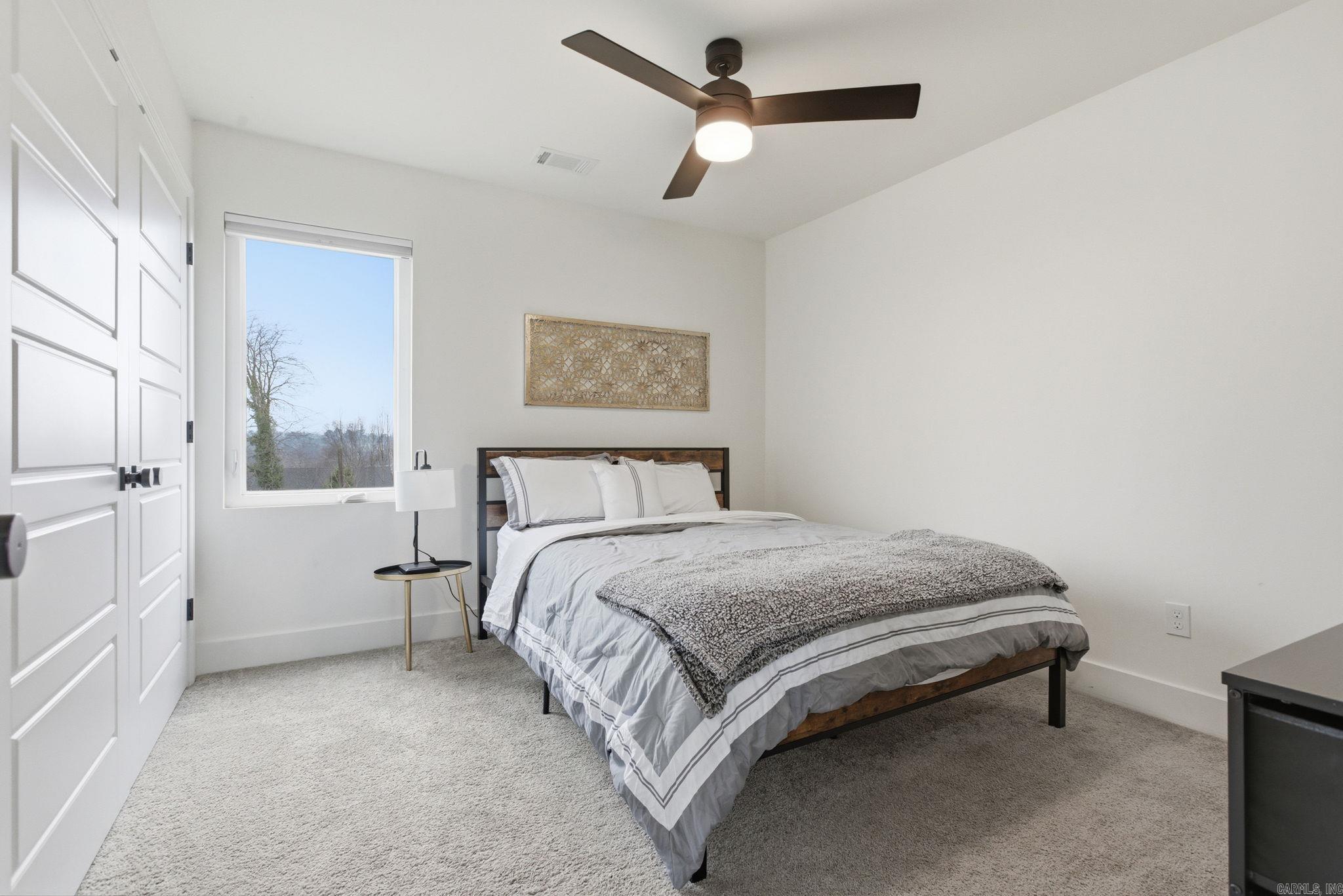 COTTAGES ON PARK II - Residential