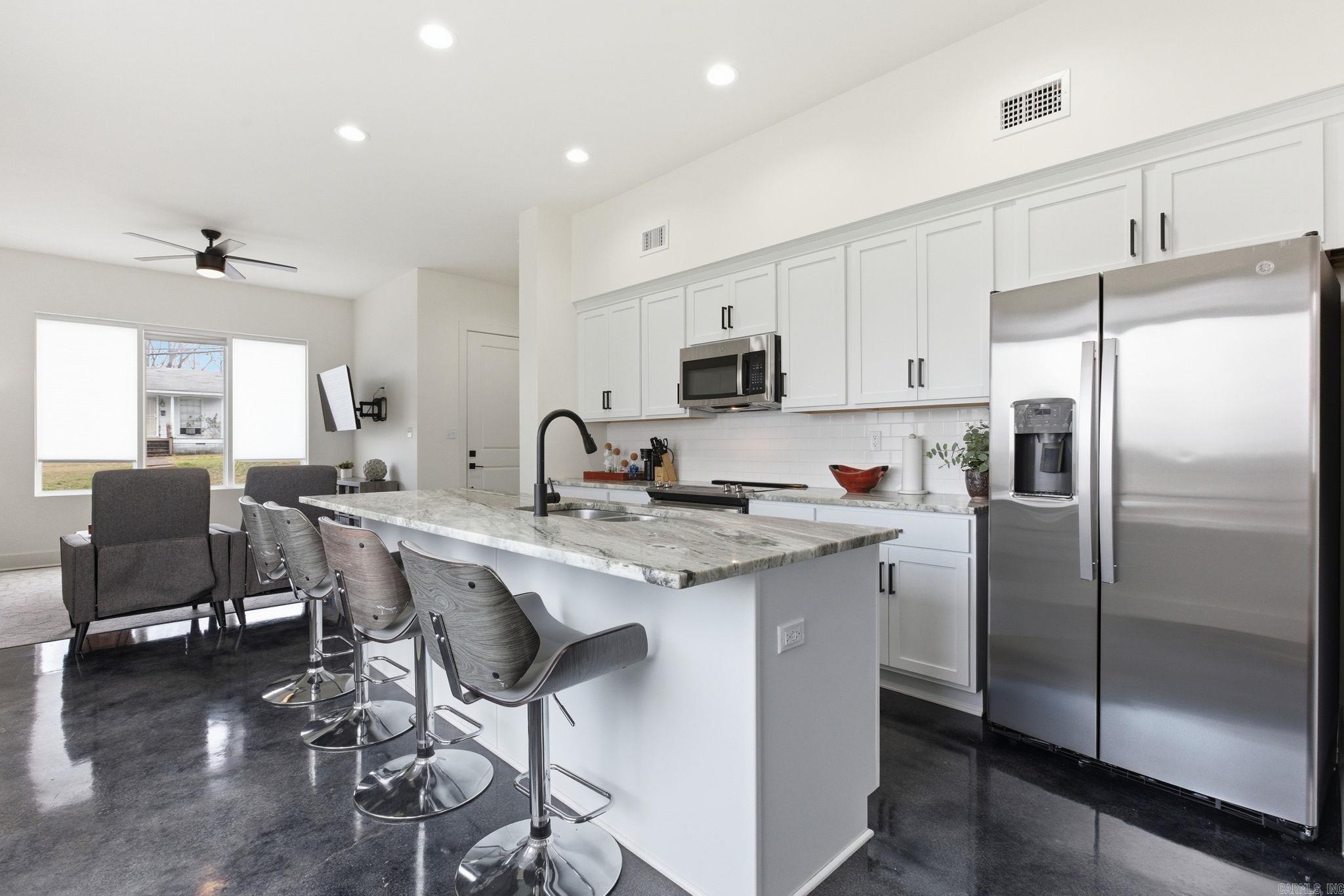 COTTAGES ON PARK II - Residential