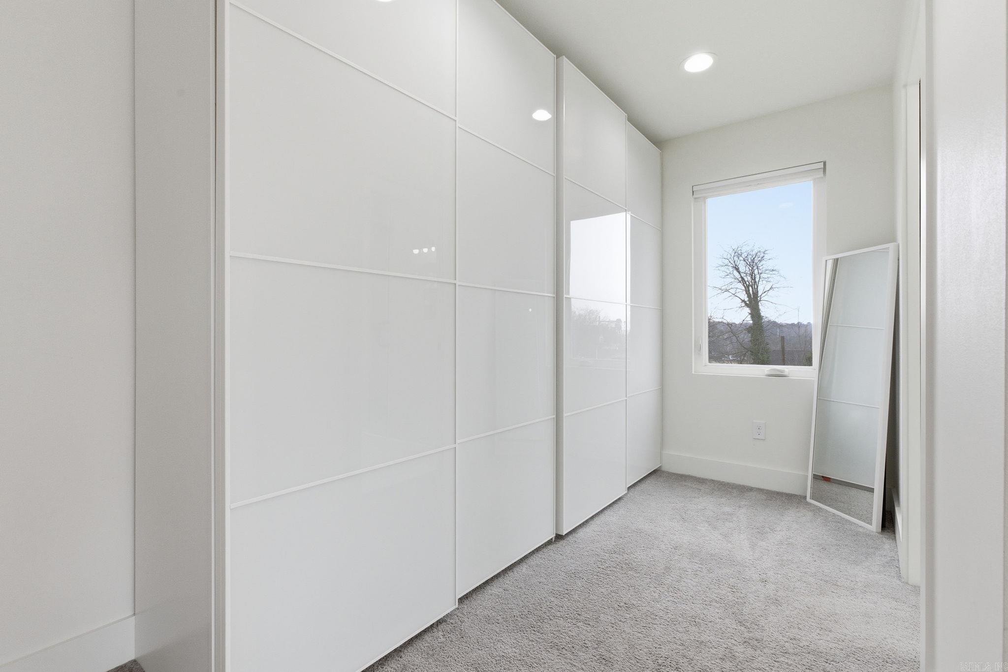 COTTAGES ON PARK II - Residential