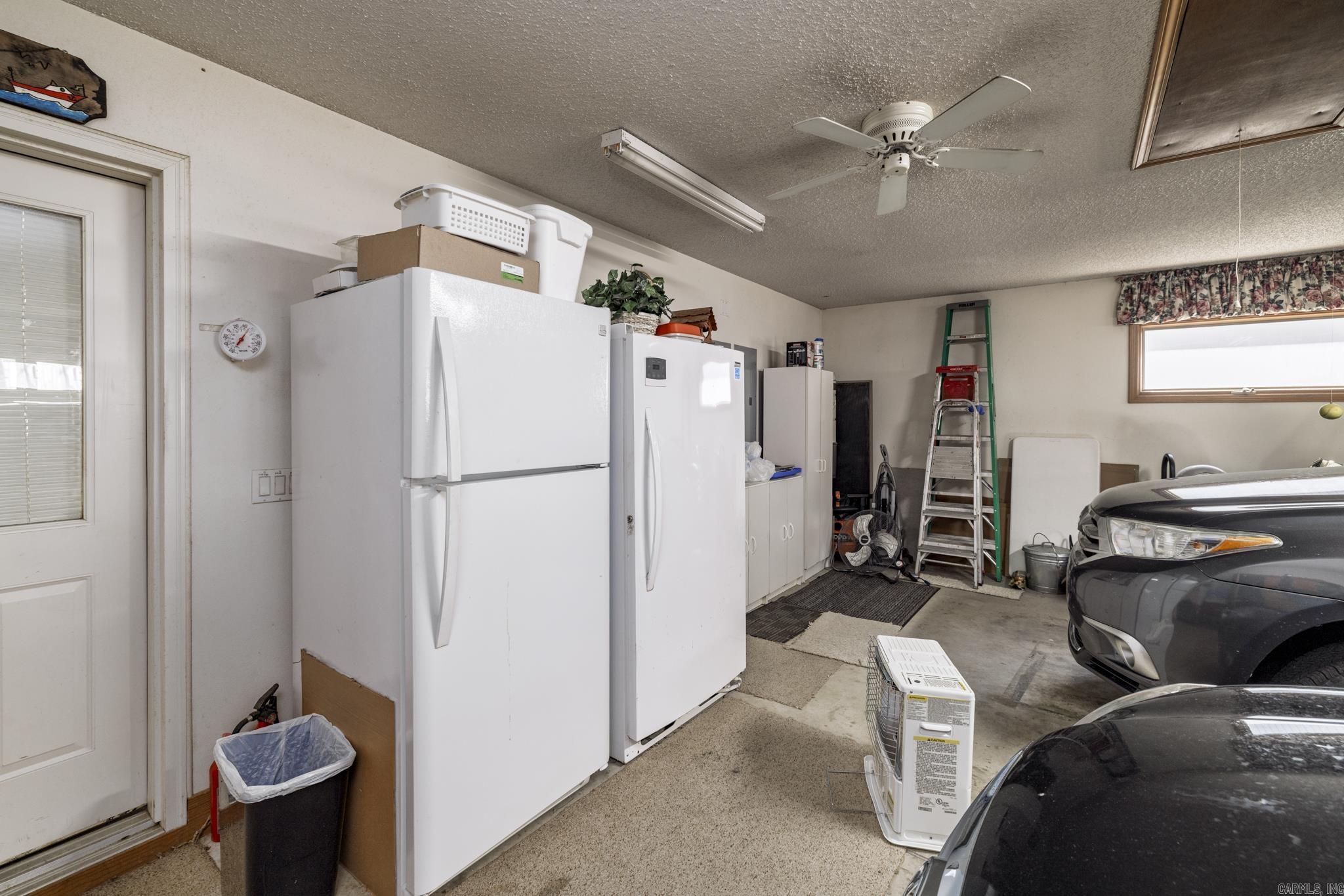 VILLA ALEGRE COURTS - Residential