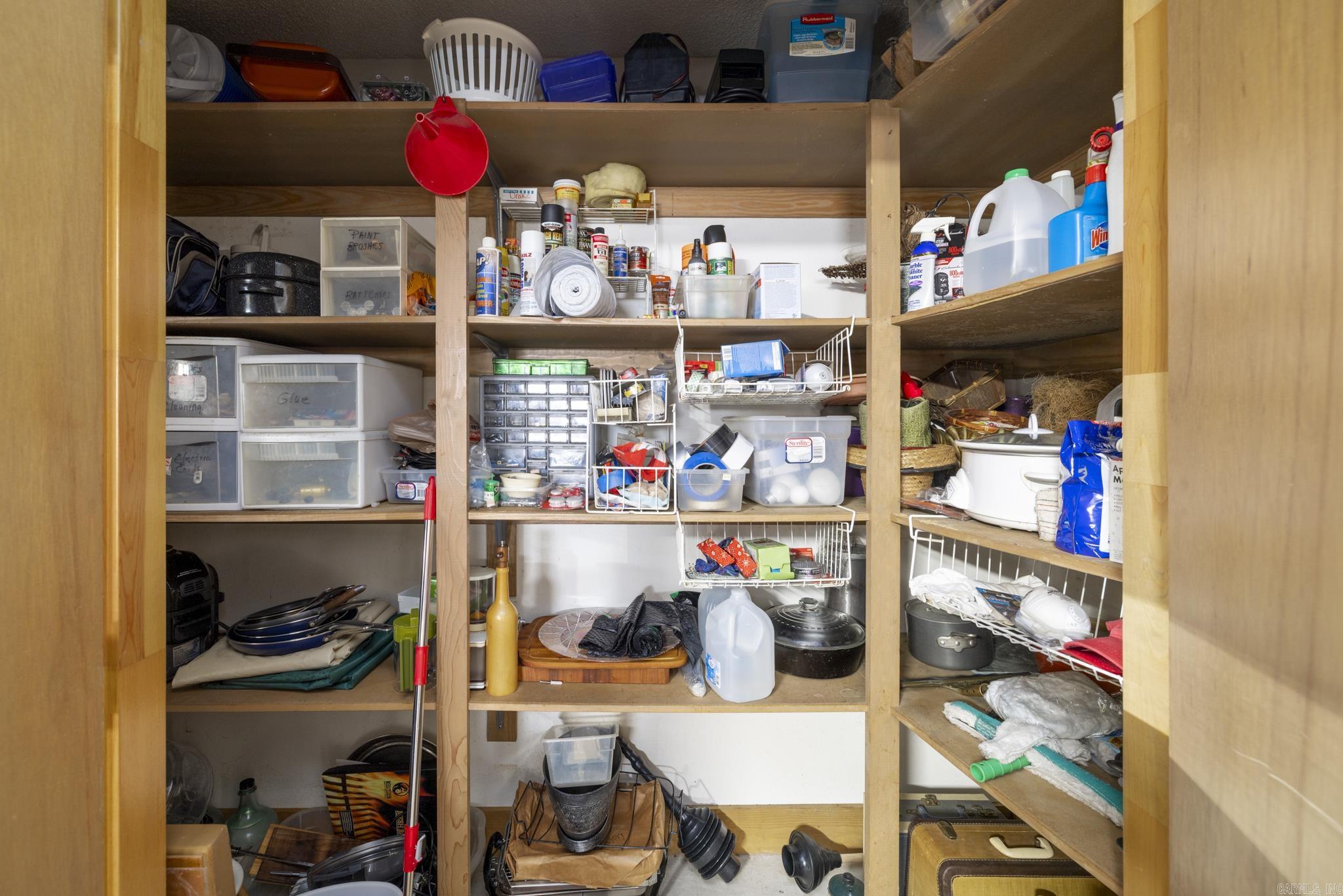 VILLA ALEGRE COURTS - Residential