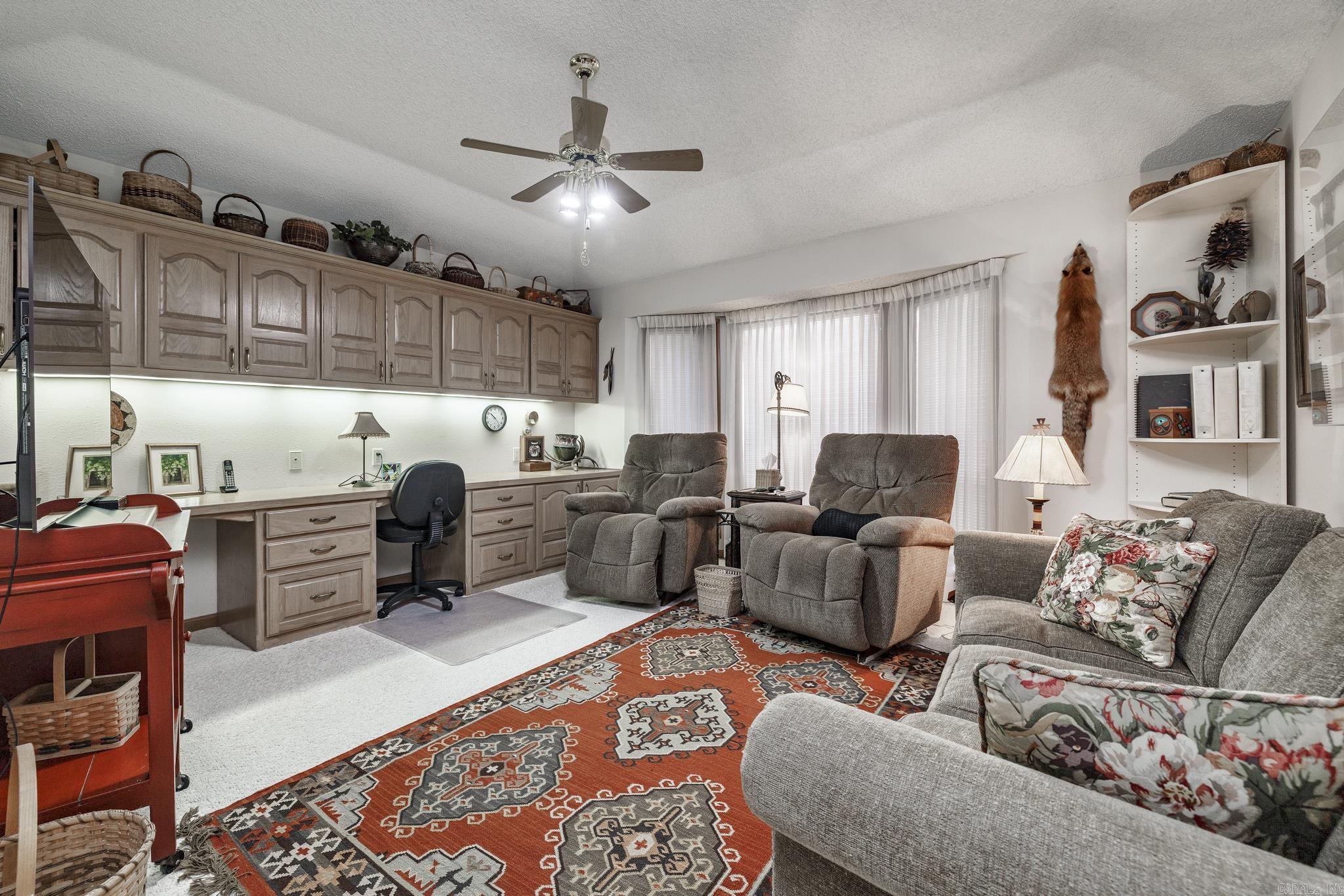 VILLA ALEGRE COURTS - Residential