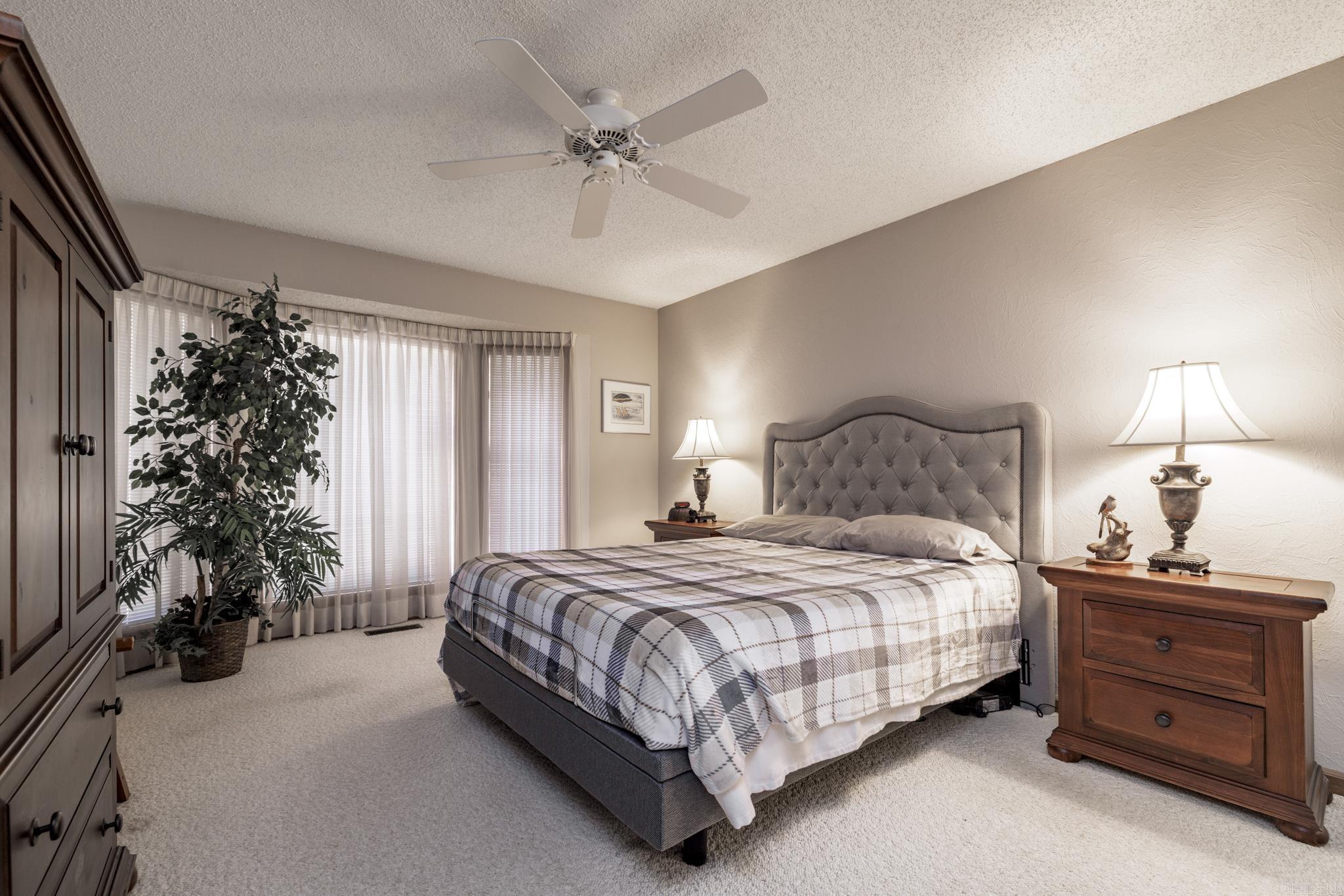 VILLA ALEGRE COURTS - Residential