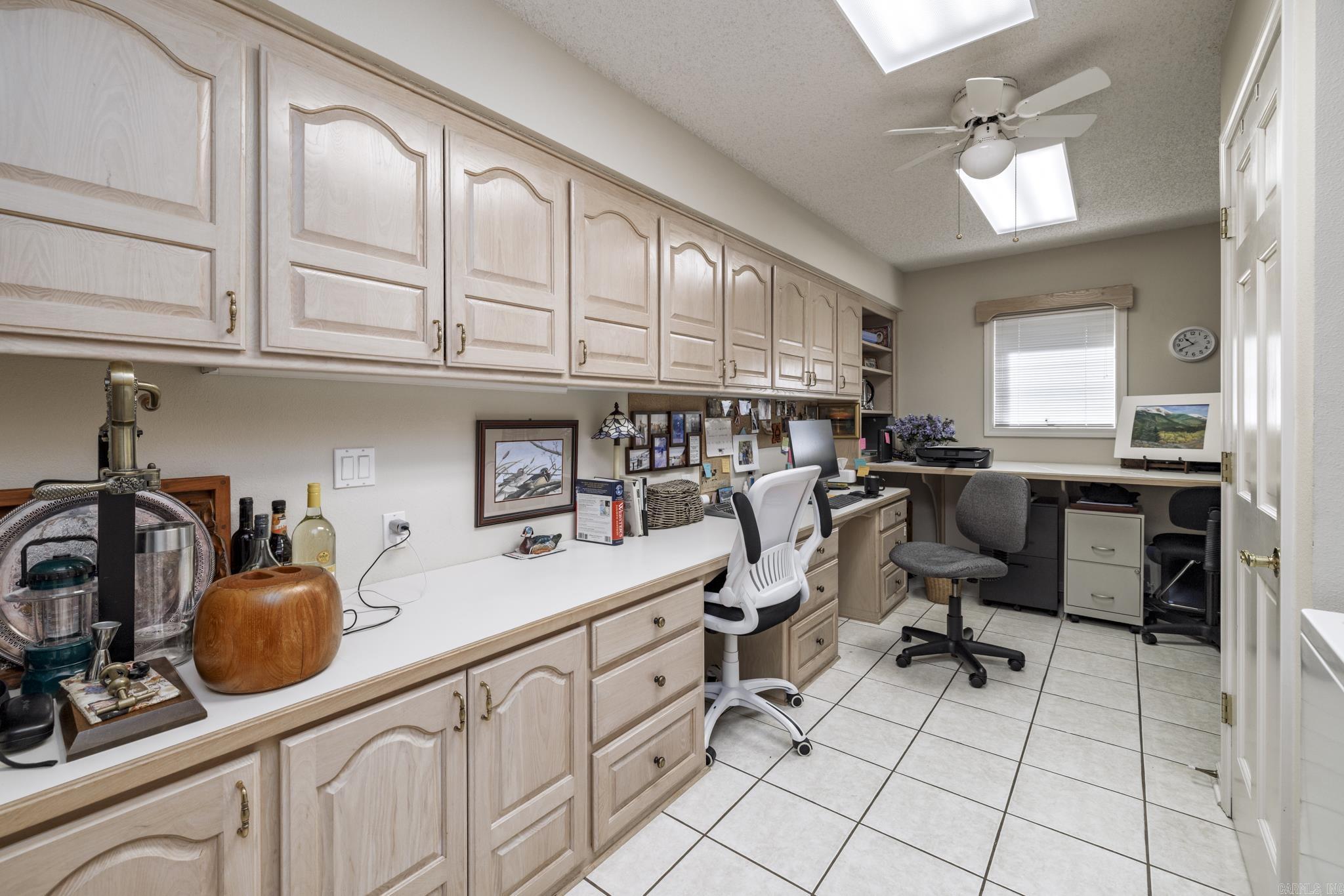 VILLA ALEGRE COURTS - Residential