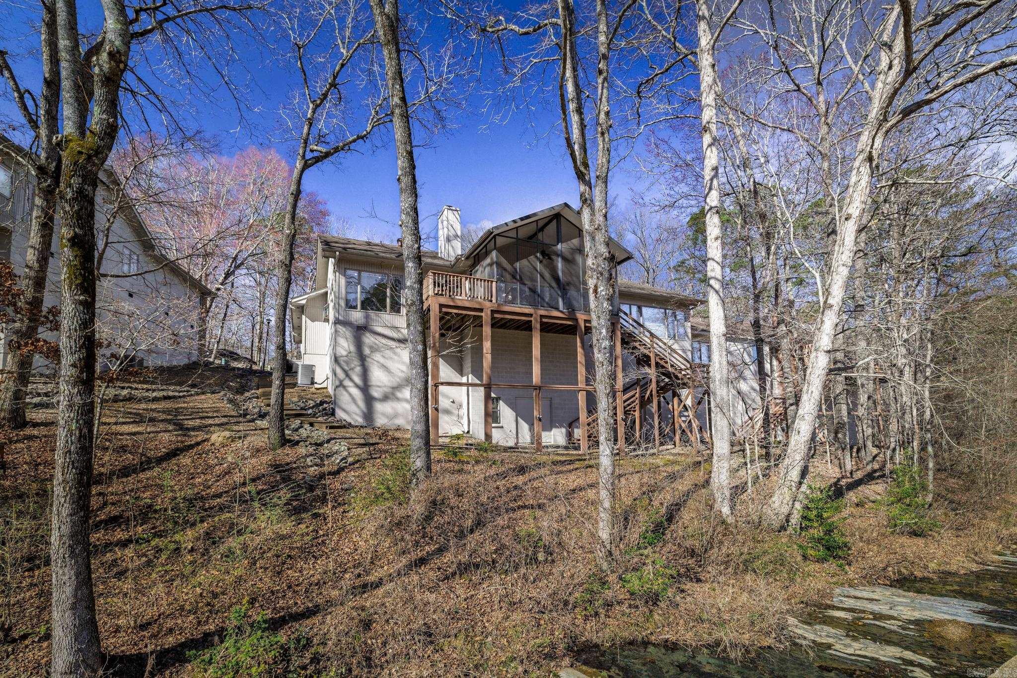 VILLA ALEGRE COURTS - Residential