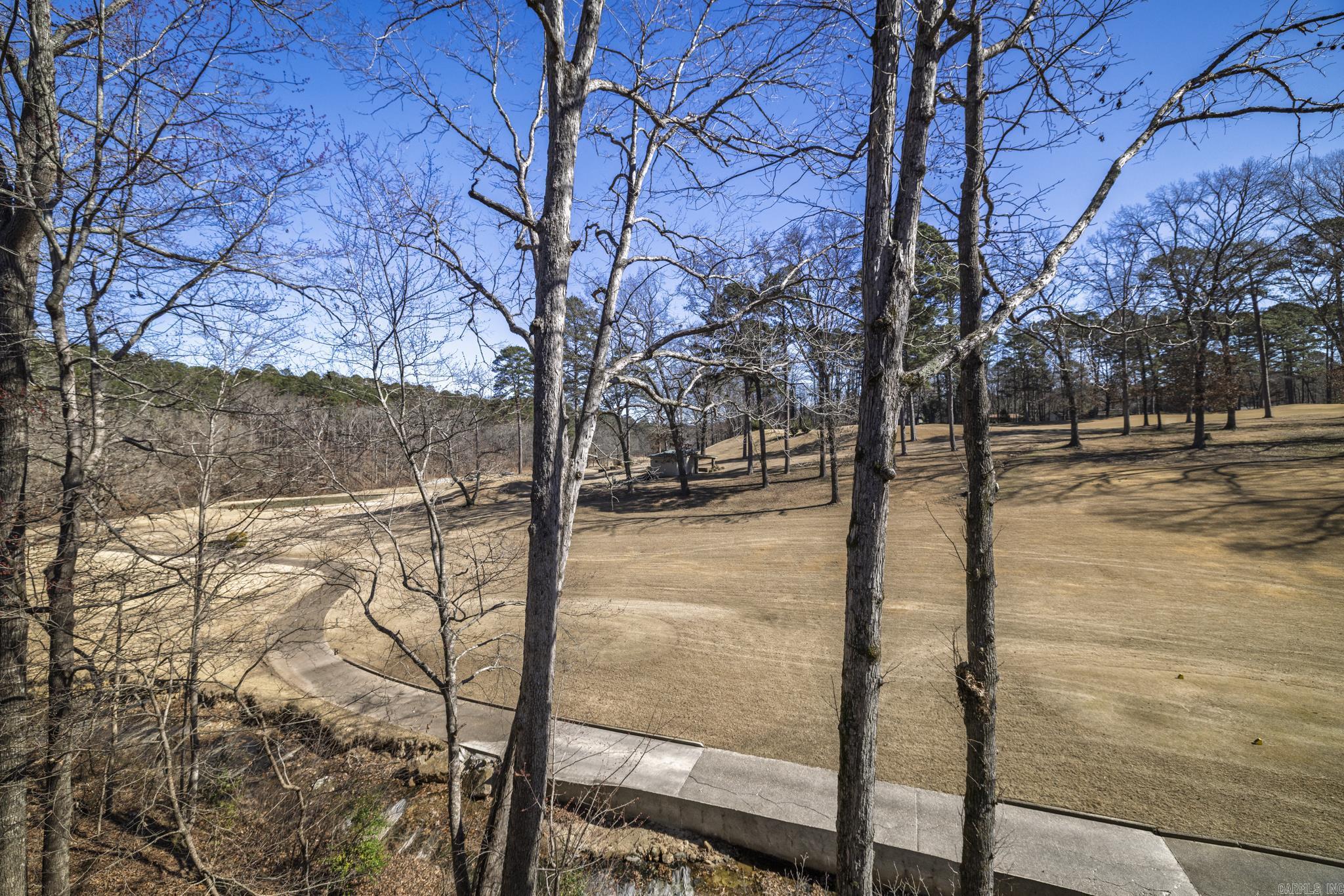 VILLA ALEGRE COURTS - Residential