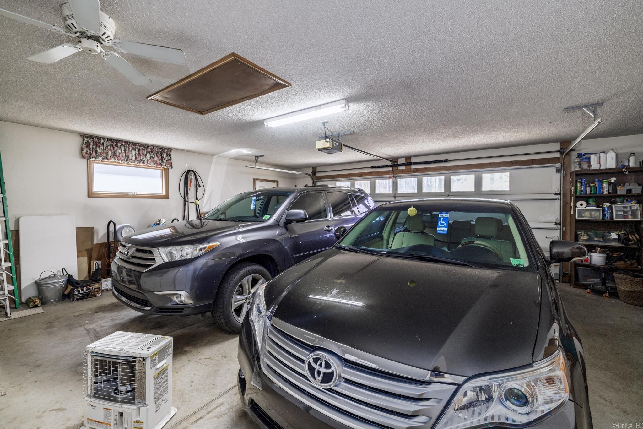 VILLA ALEGRE COURTS - Residential