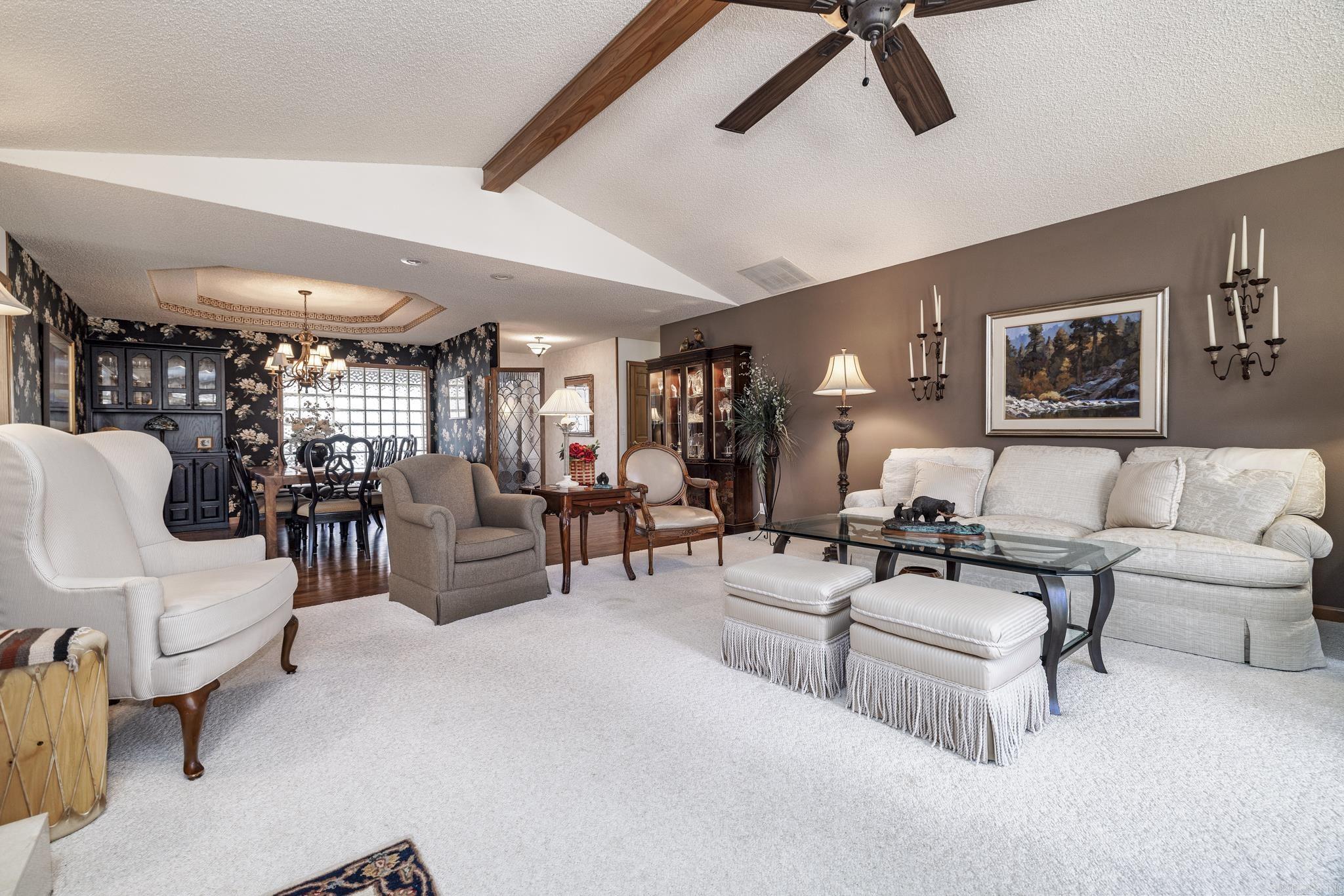 VILLA ALEGRE COURTS - Residential