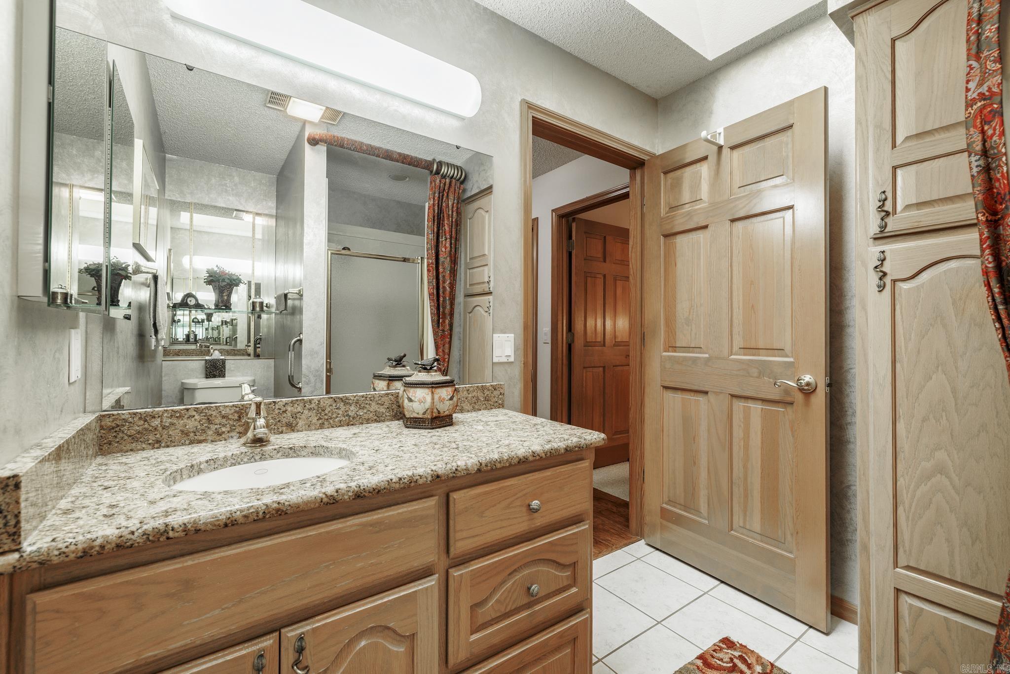 VILLA ALEGRE COURTS - Residential