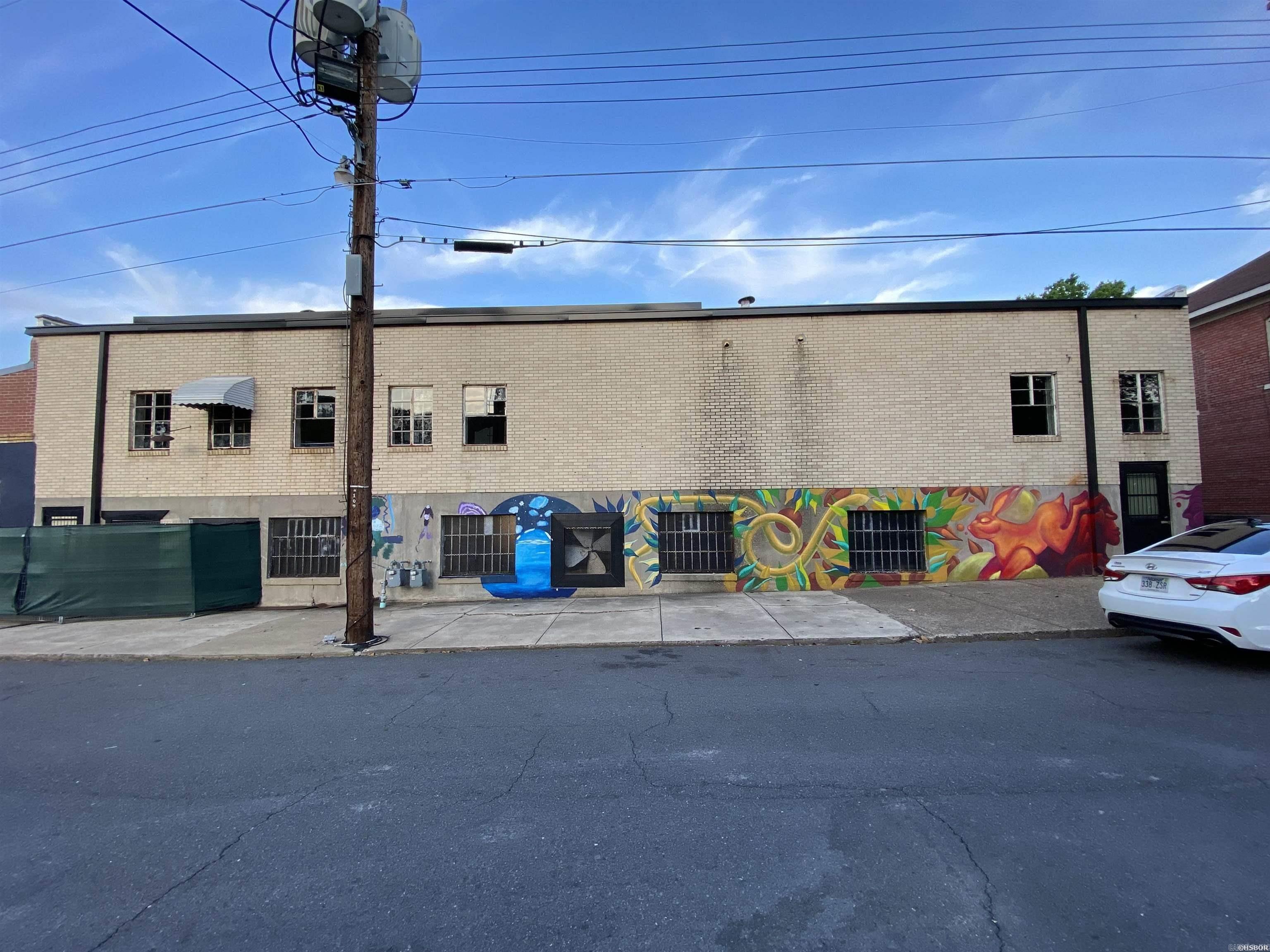HSR BLK - Commercial Sale