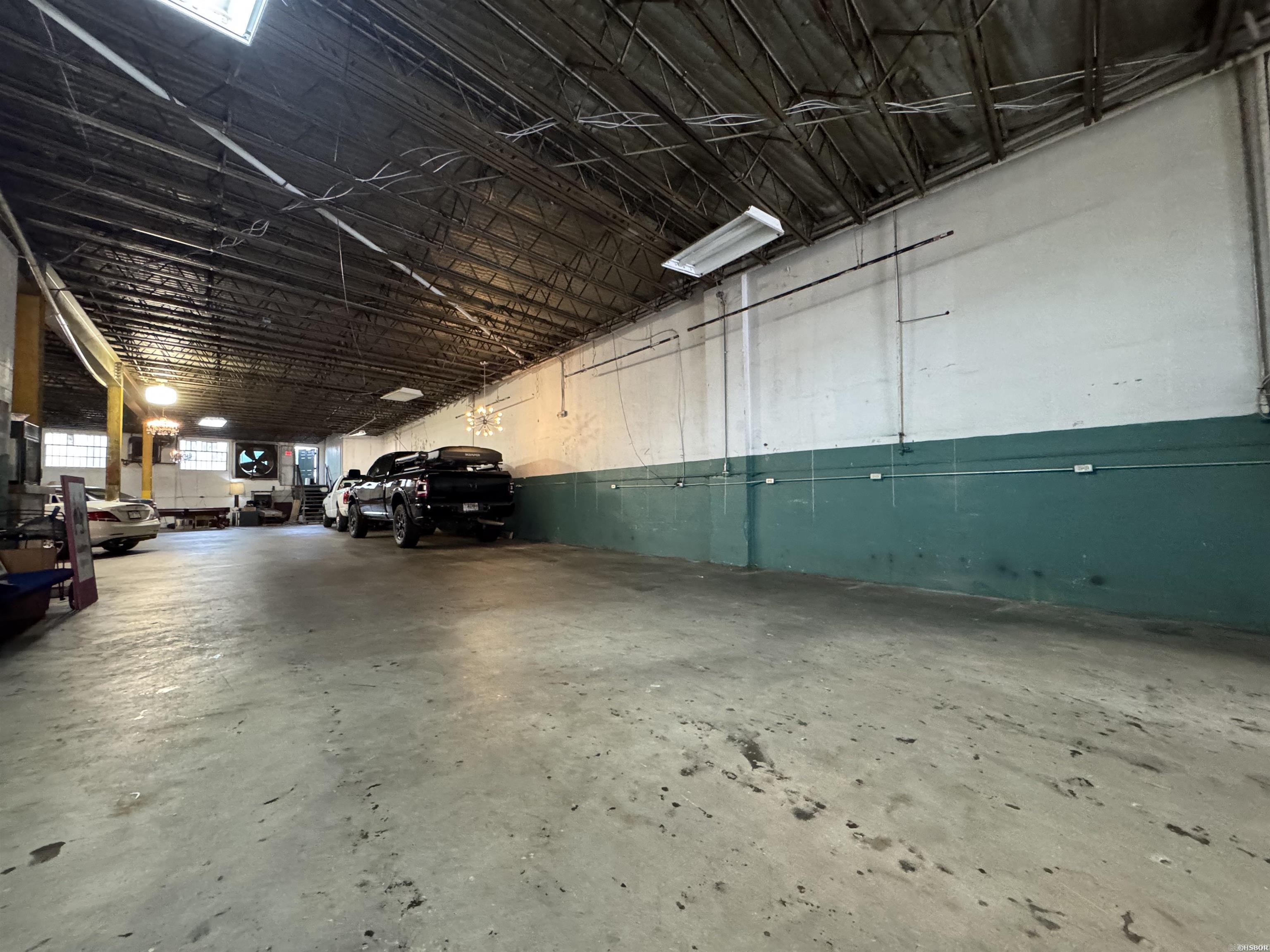 HSR BLK - Commercial Sale