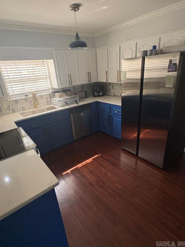 Marlowe Manor - Residential Lease