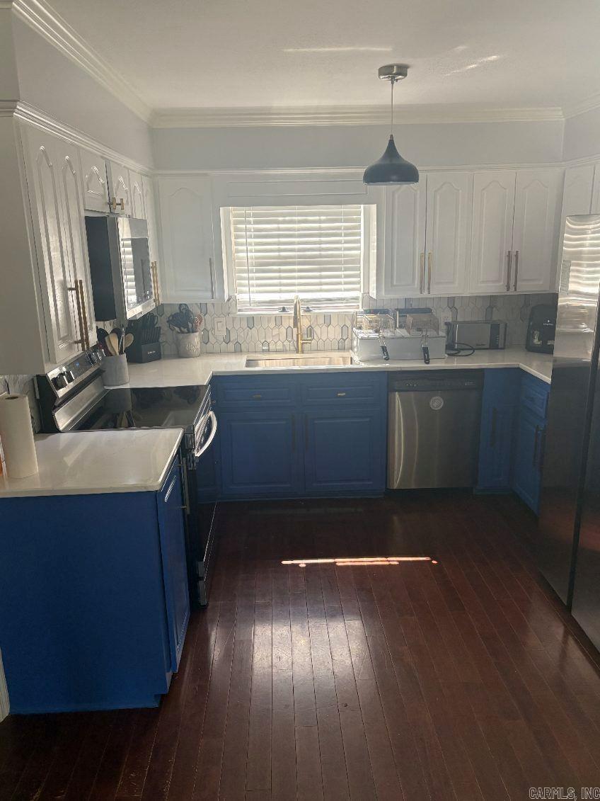 Marlowe Manor - Residential Lease