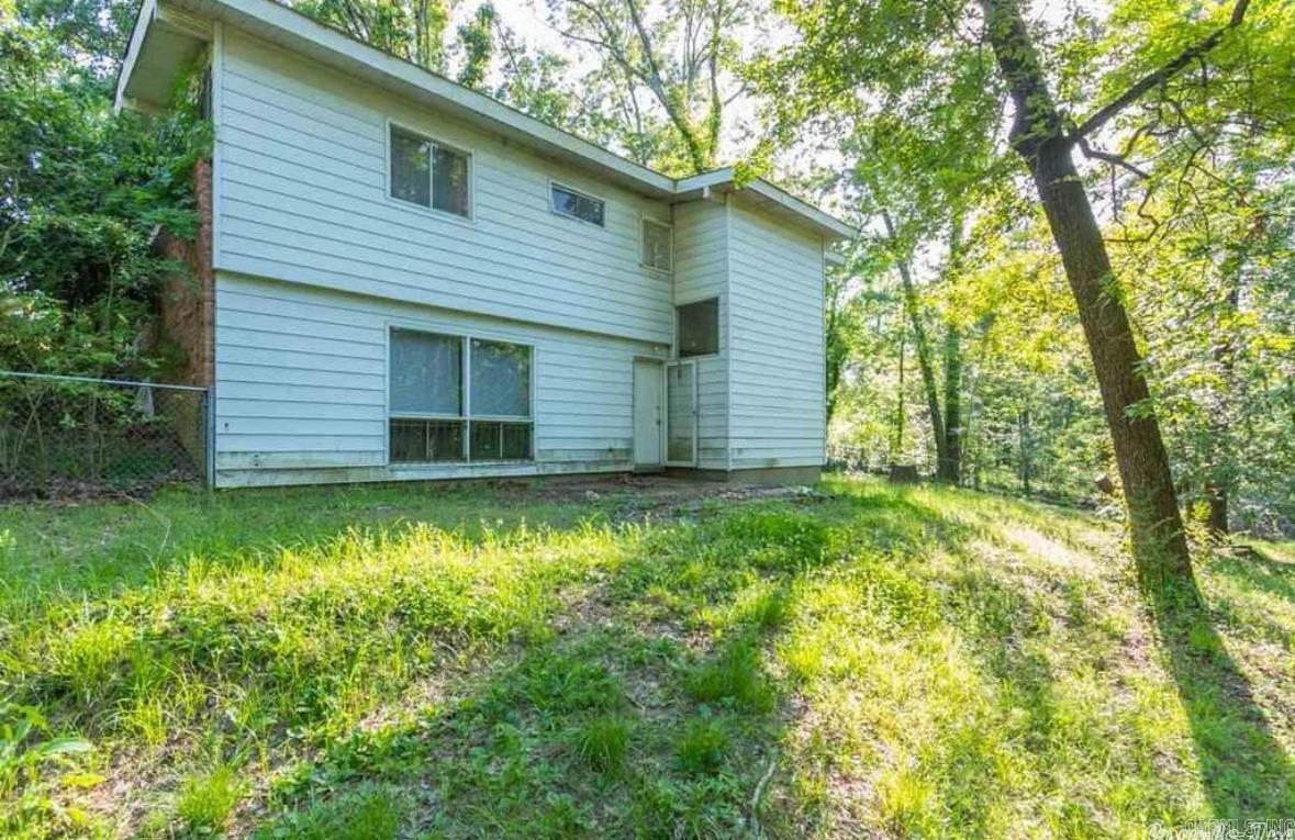 MEADOWCLIFF - Residential