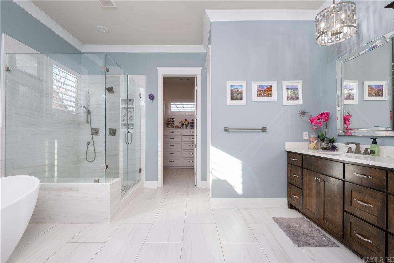 WOODLANDS EDGE - Residential