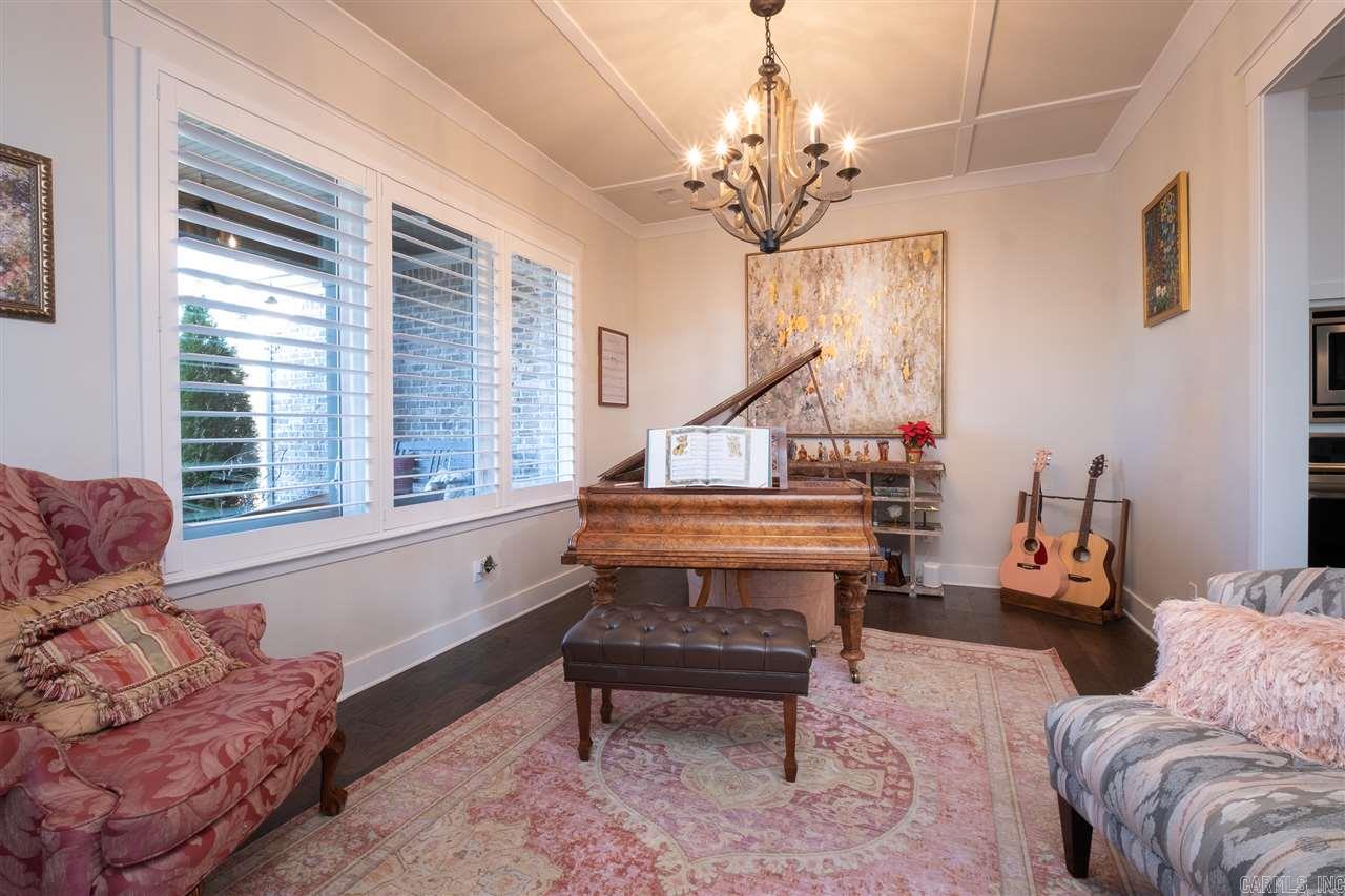 WOODLANDS EDGE - Residential