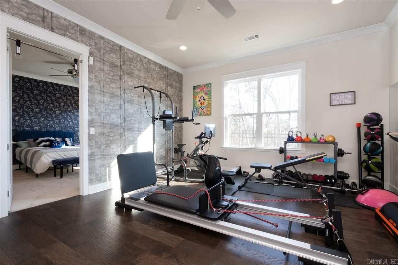WOODLANDS EDGE - Residential