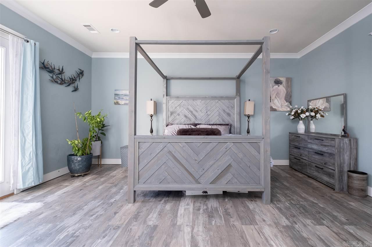WOODLANDS EDGE - Residential