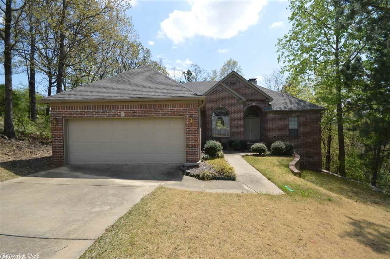 Well cared for home, in a great neighborhood, with an open- split floor plan and sits on a FULL ONE ACRE cul-de-sac lot. Your buyers will love the view of the trees from the back deck. Large laundry room with a sink. One level home. Fullbright Elementary. Access to neighborhood pool and park. Not many homes this nice at this price.