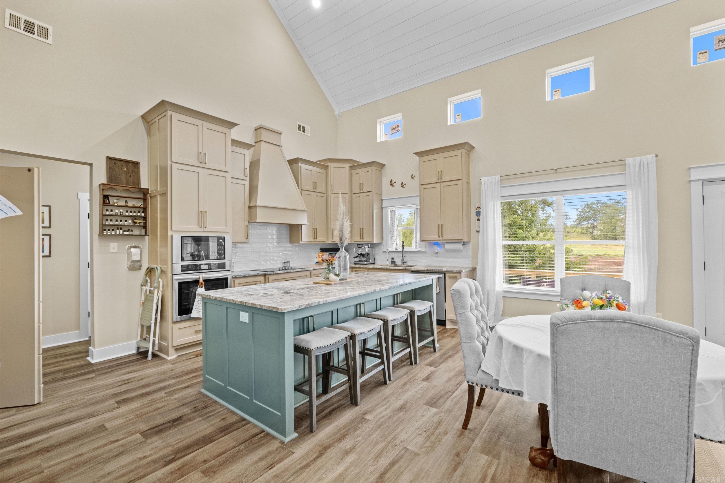 GREYSTONE - Residential