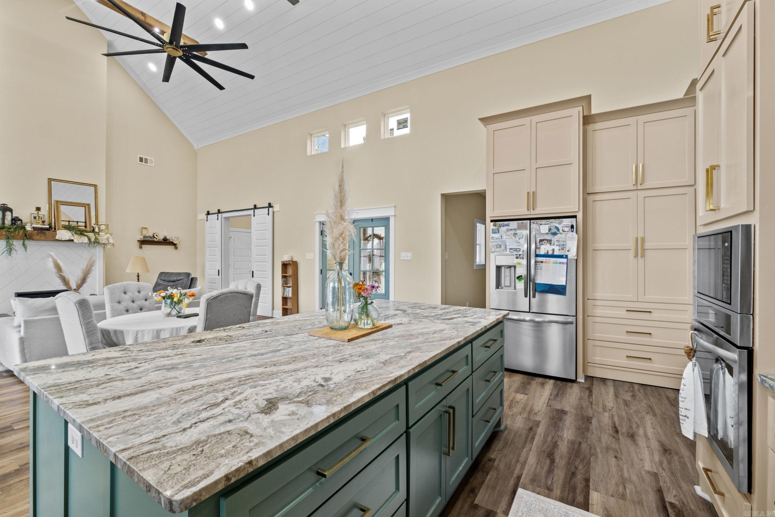 GREYSTONE - Residential