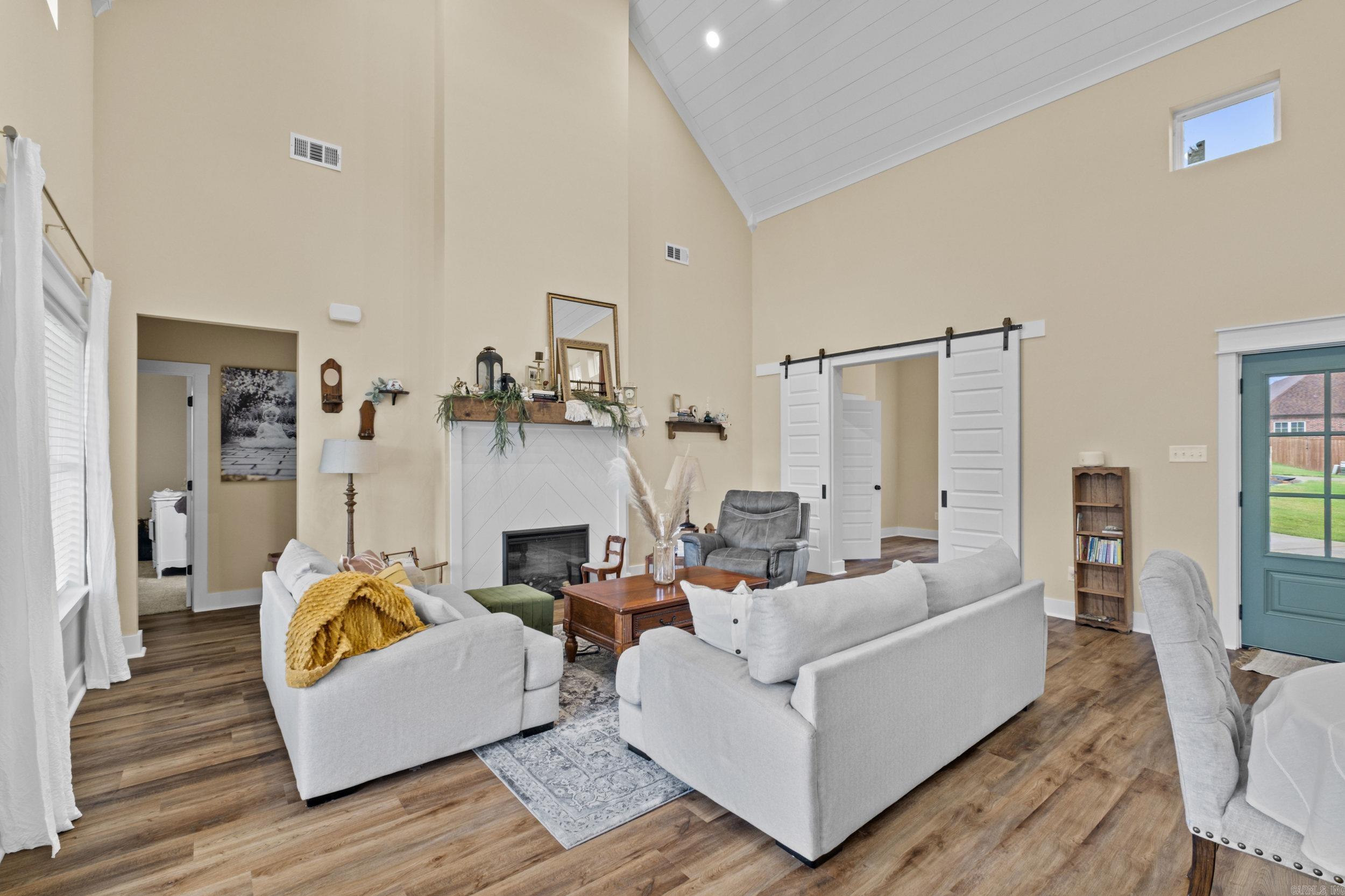 GREYSTONE - Residential
