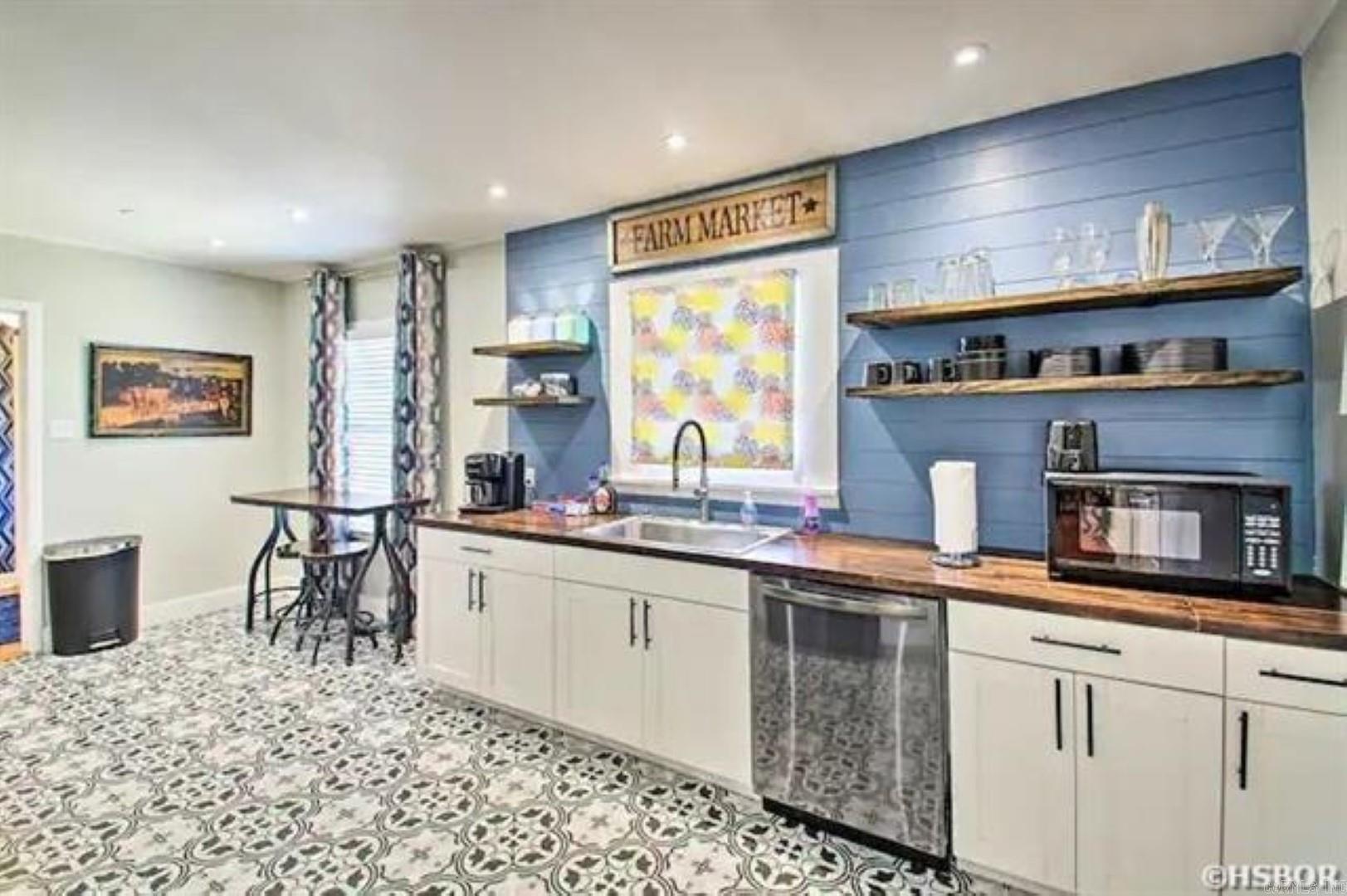 PHILLIPS SUB - Residential