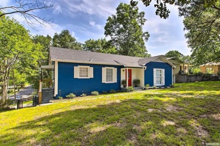 Looking for an Airbnb Close to Oaklawn Racing and Casino!!! This little cutie comes Turn Key!! Recently Updated, fabulous decor,Several Smart Features included with the Google Nest thermostat and Smart Hub Refrigerator. You will Love this Location!!! Call today for a Showing.