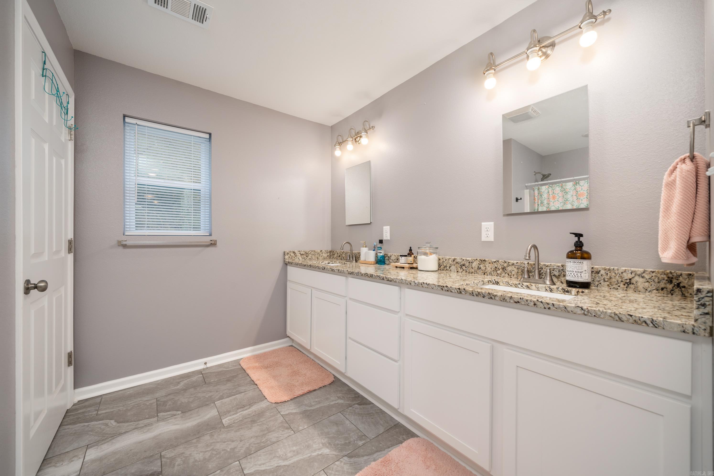 WINANS HILLS PATIO HOMES - Residential