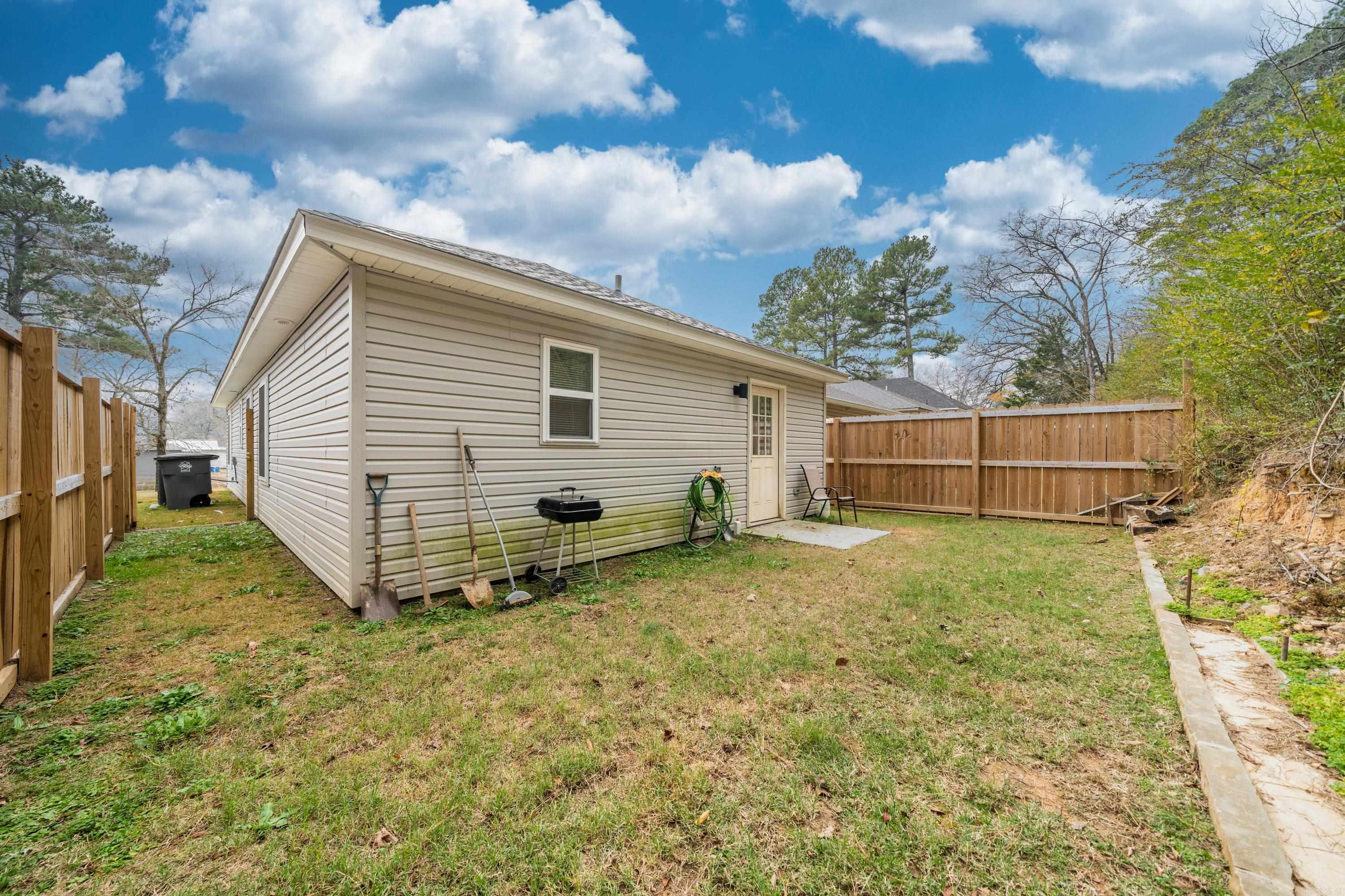 WINANS HILLS PATIO HOMES - Residential