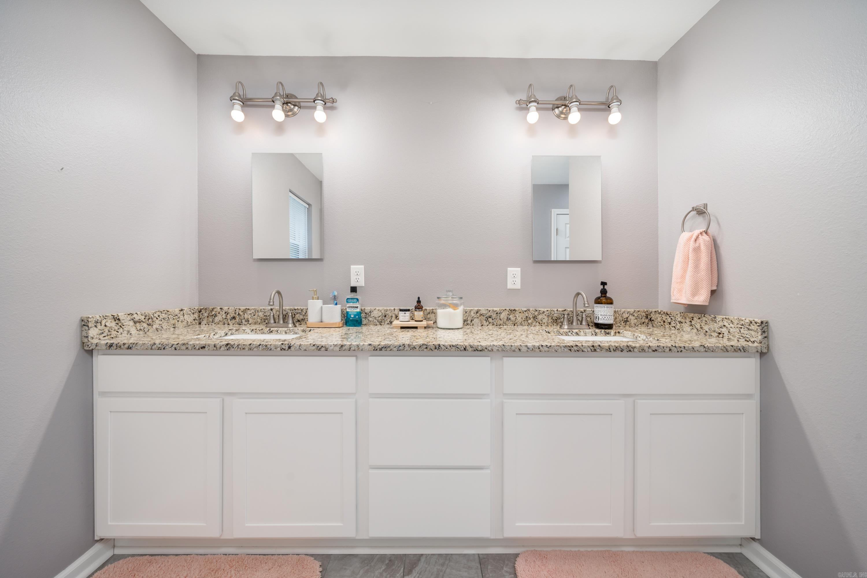 WINANS HILLS PATIO HOMES - Residential