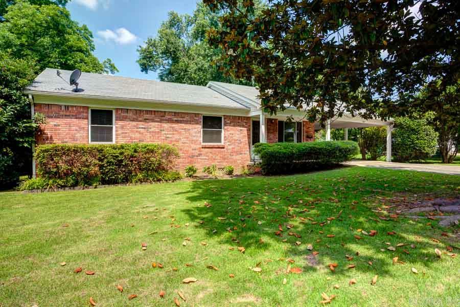 Markham Manor - Residential