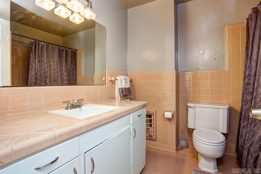 Markham Manor - Residential